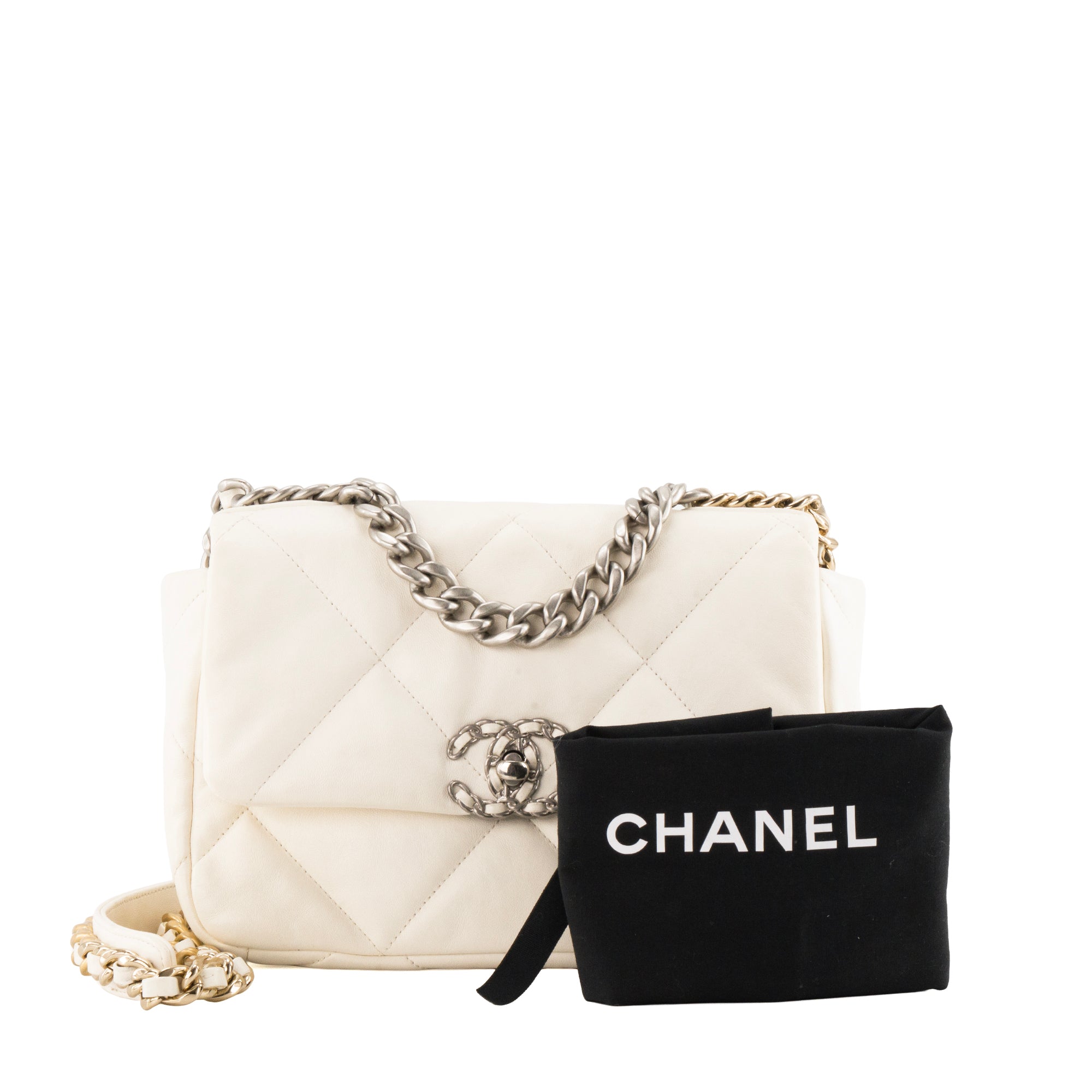 CHANEL - Sac à bandoulière Chanel 19 en cuir lisse blanc