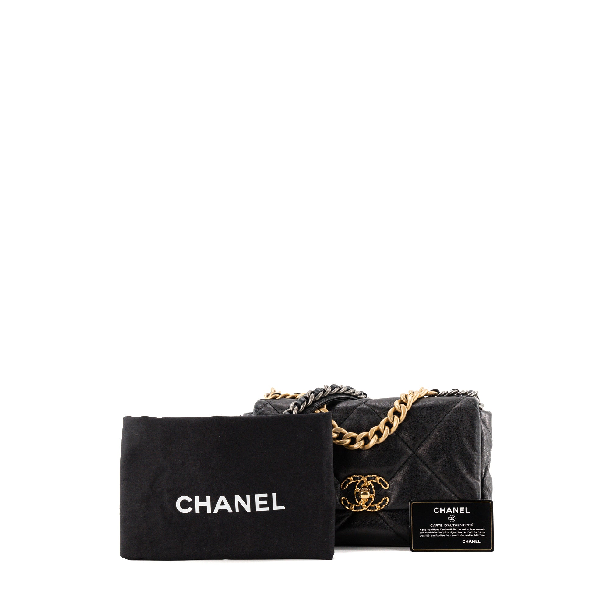 CHANEL - Sac à bandoulière Chanel 19 en cuir lisse noir