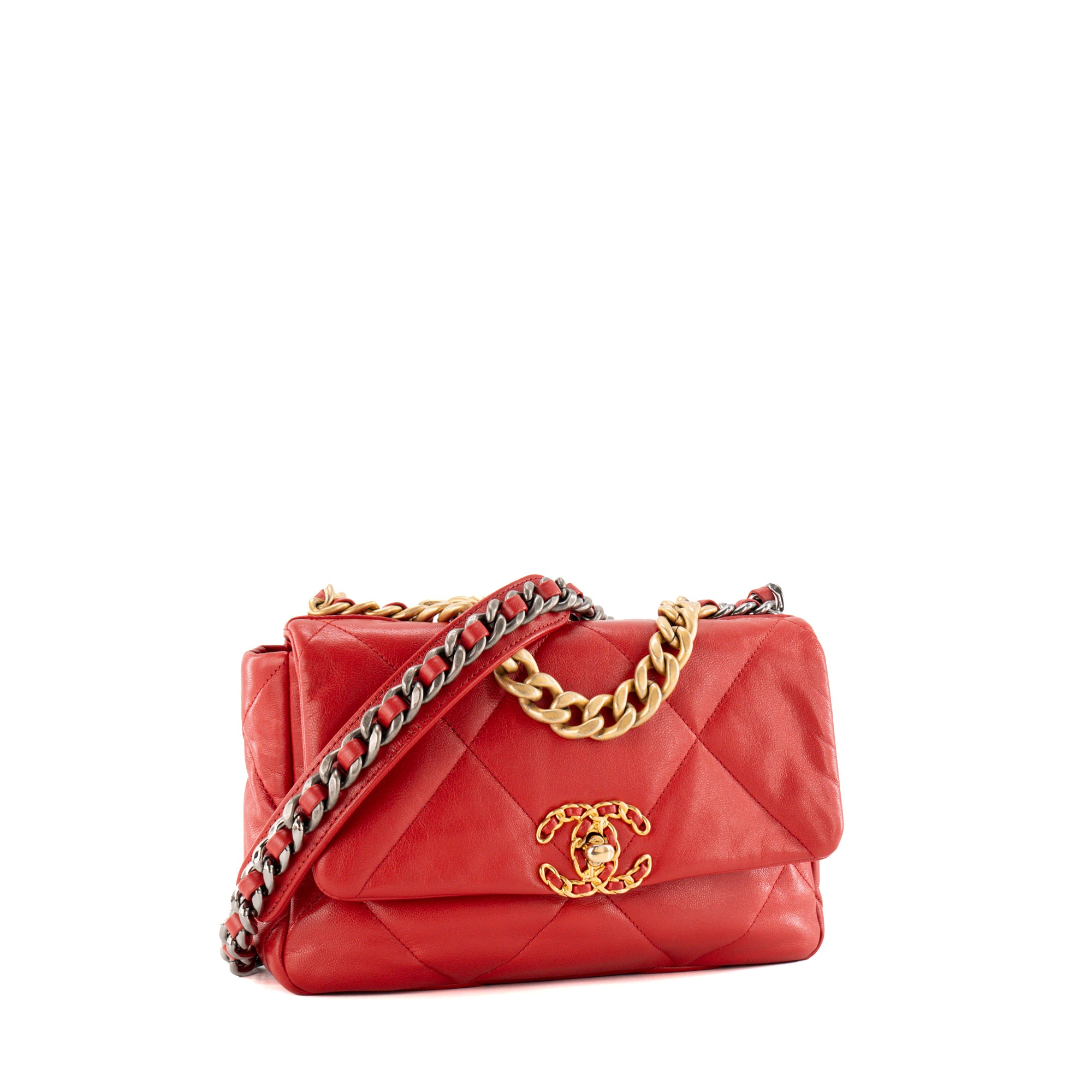 CHANEL - Sac à bandoulière Chanel 19 en cuir lisse rouge