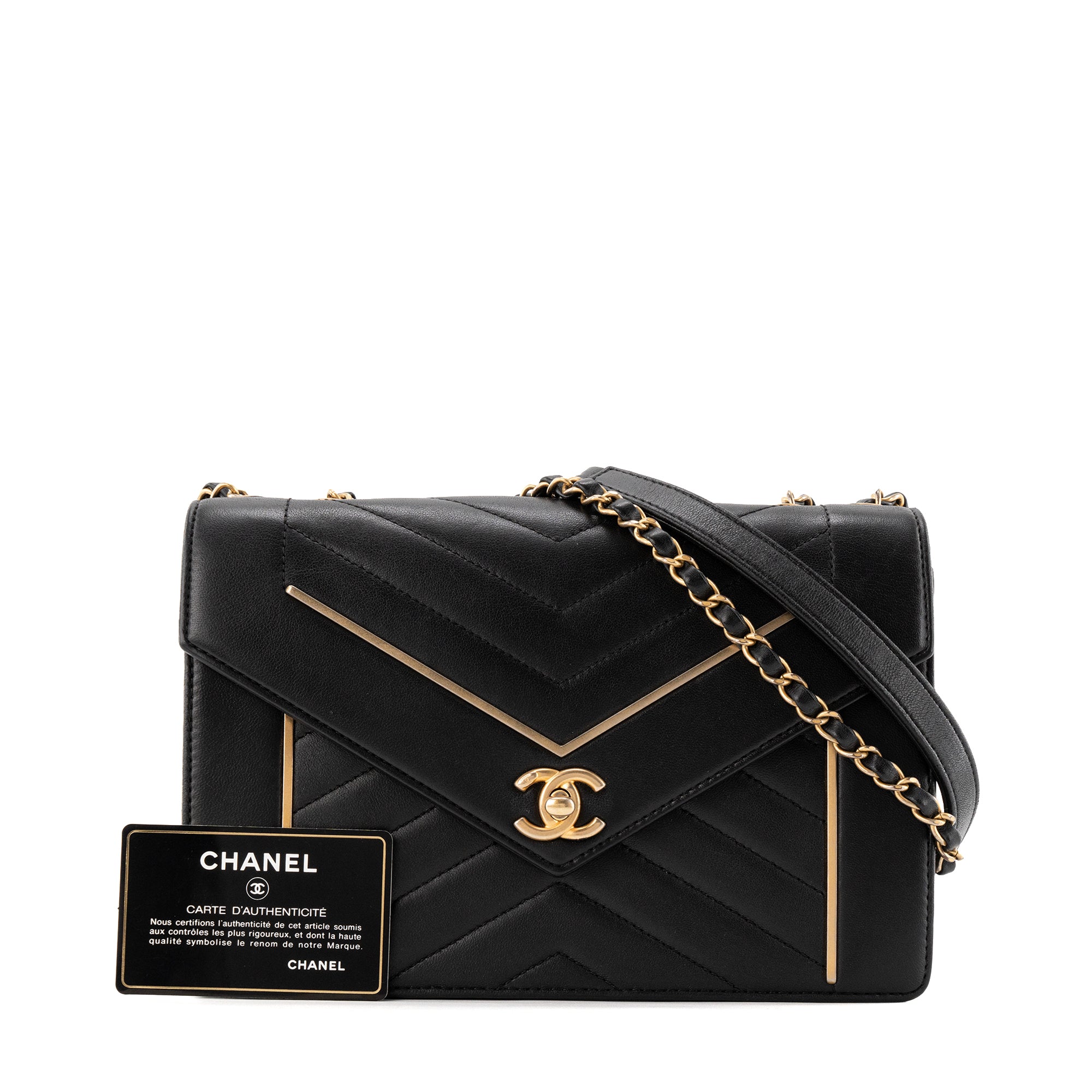 CHANEL - Sac à bandoulière Chevron Flap Chanel en cuir lisse noir édition limitée