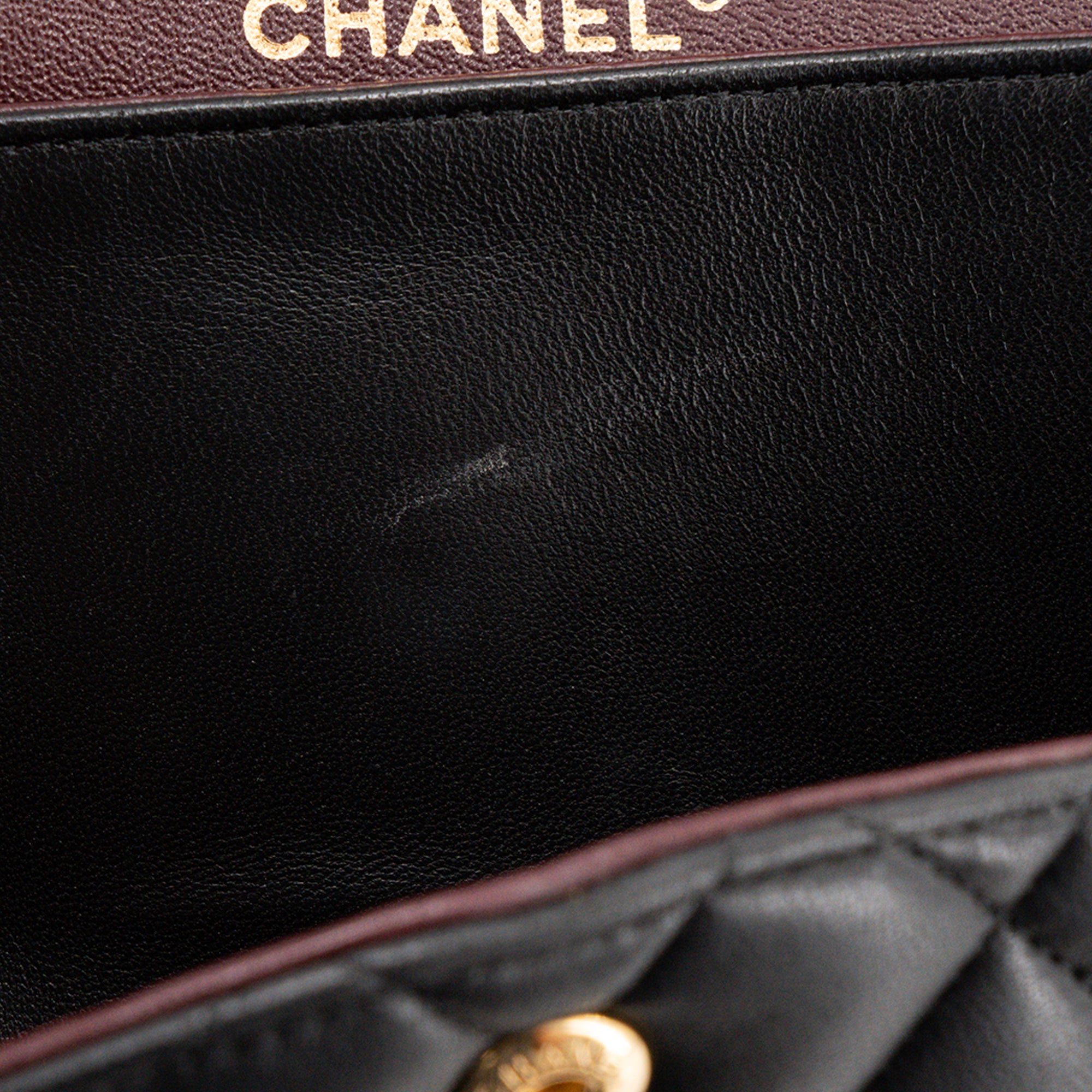 CHANEL - Sac à bandoulière Classique/Timeless 11.12 Chanel en cuir lisse noir