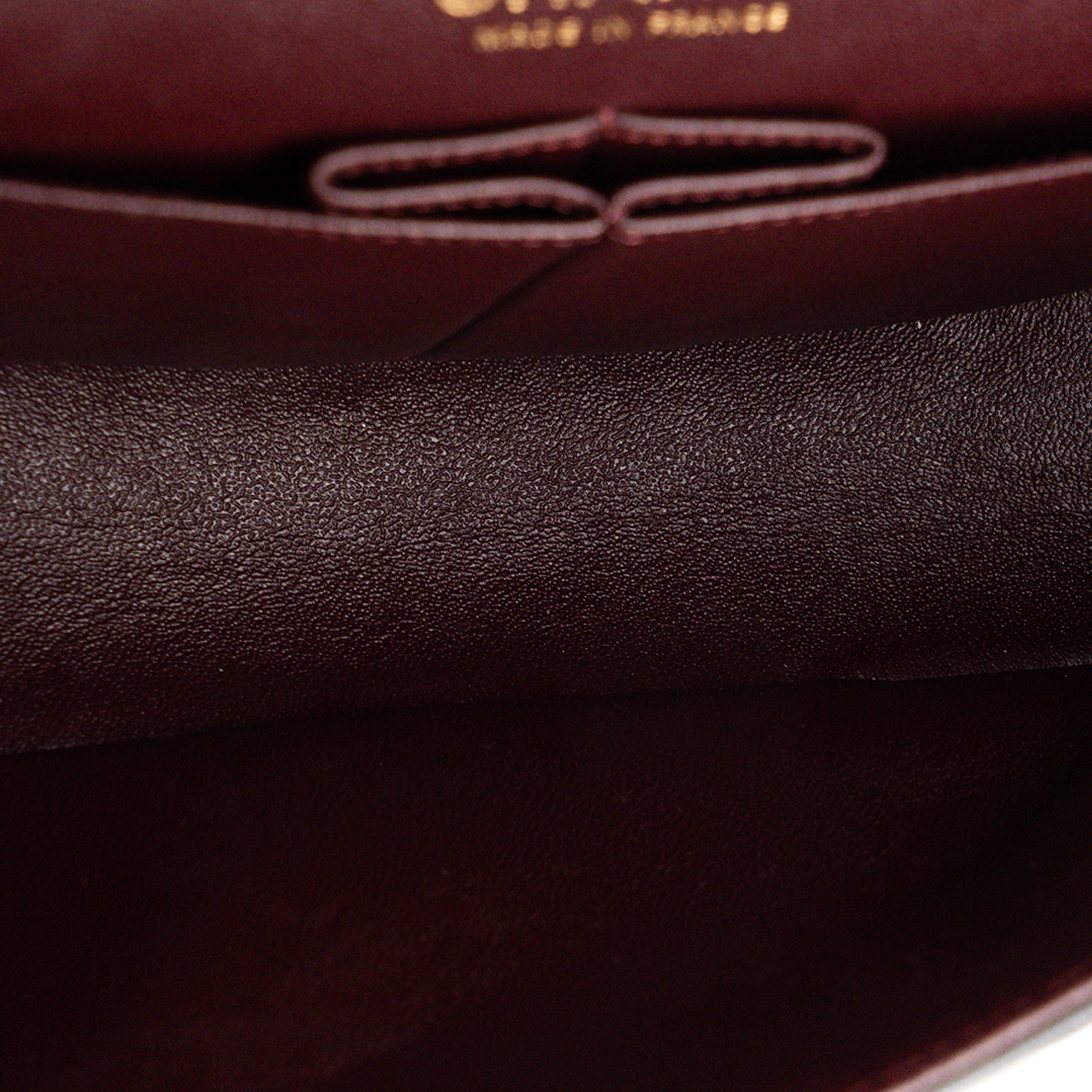 CHANEL - Sac à bandoulière Classique/Timeless 11.12 Chanel en cuir lisse noir