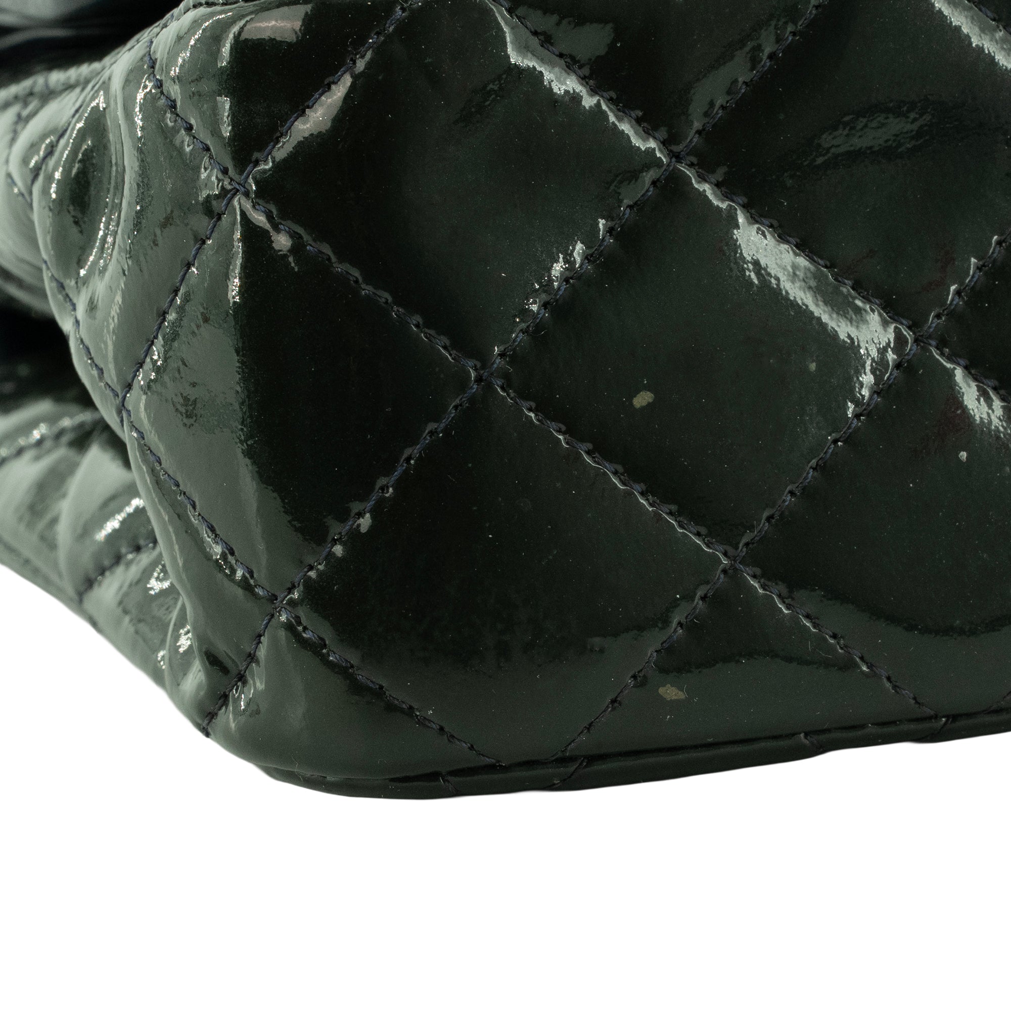 CHANEL - Sac à bandoulière Classique/Timeless 11.12 Chanel en cuir verni vert