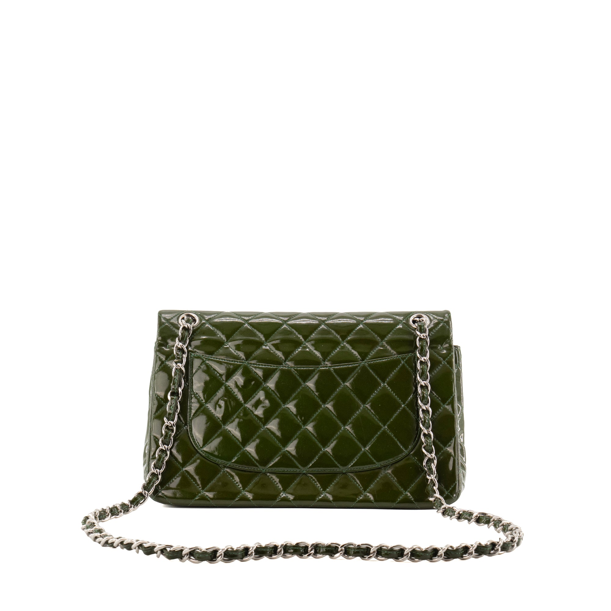 CHANEL - Sac à bandoulière Classique/Timeless Jumbo Chanel en cuir verni kaki