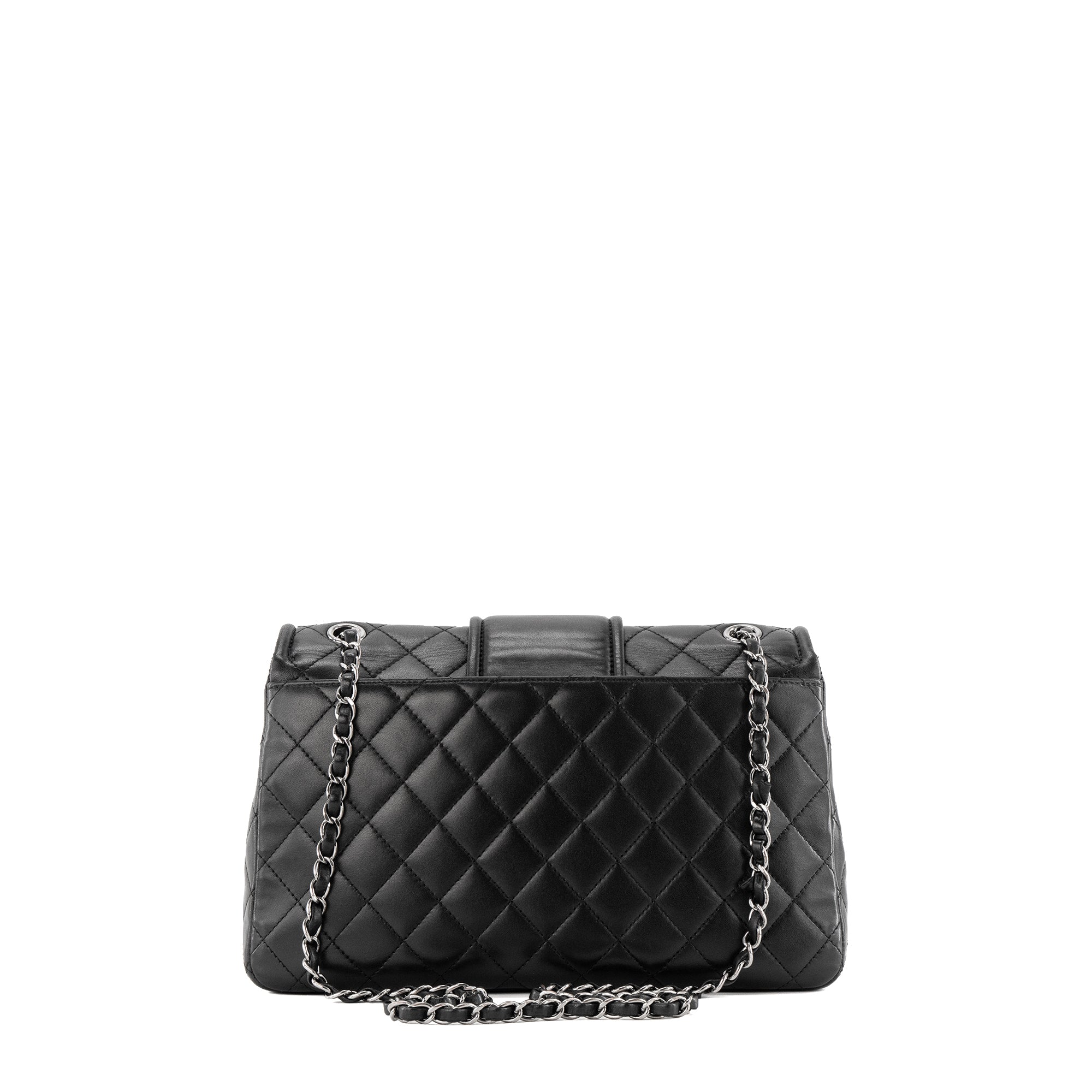 CHANEL - Sac à bandoulière Classique/Timeless Elementary Chic Flap Chanel en cuir lisse noir