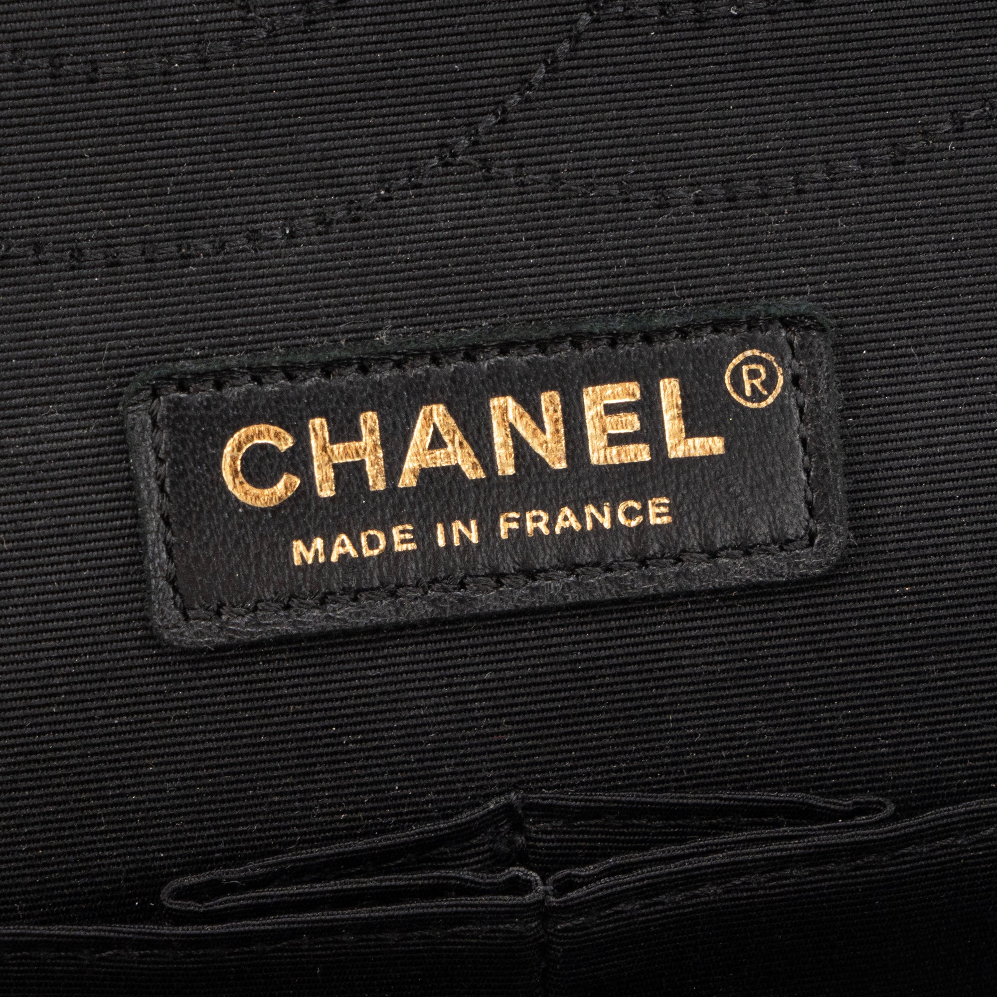 CHANEL - Jumbo bicolour black and gold caviar leather bag