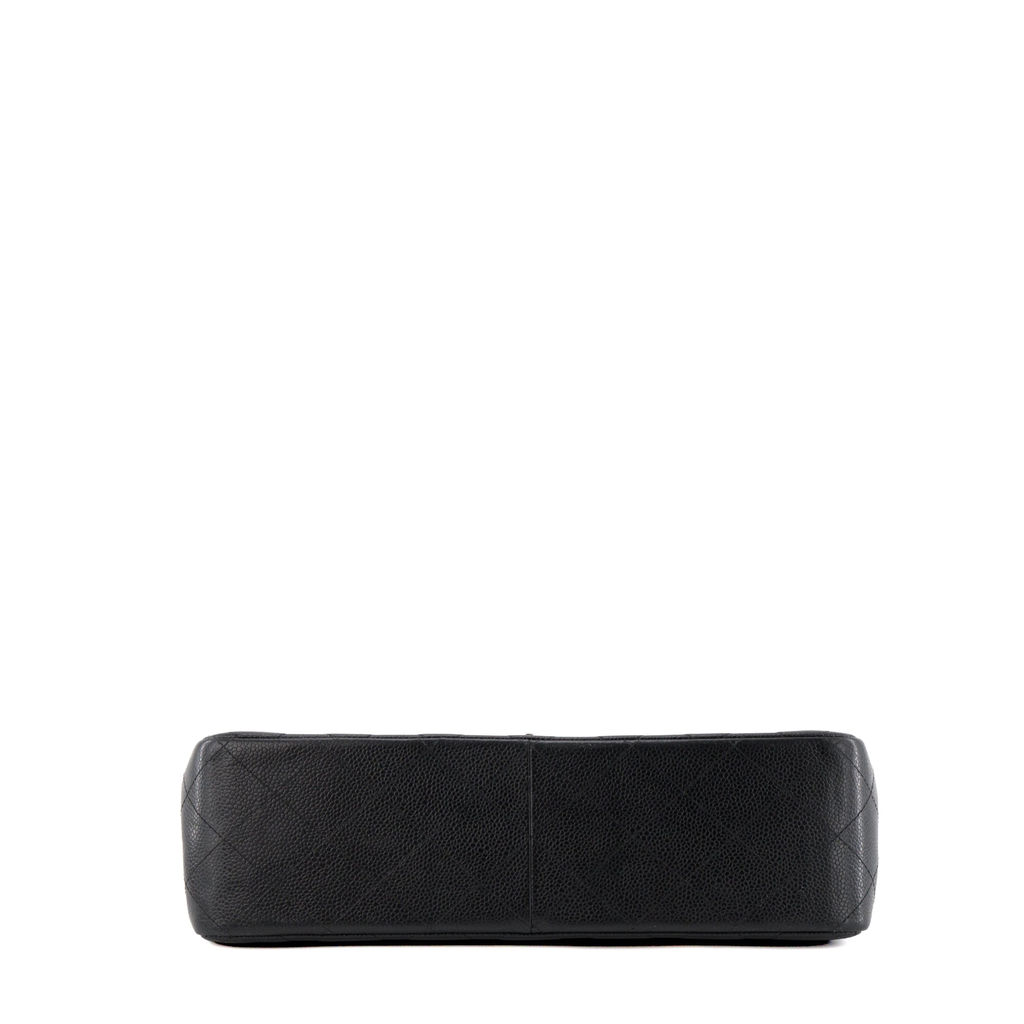 CHANEL - Sac à bandoulière Classique/Timeless Jumbo Chanel en cuir caviar noir