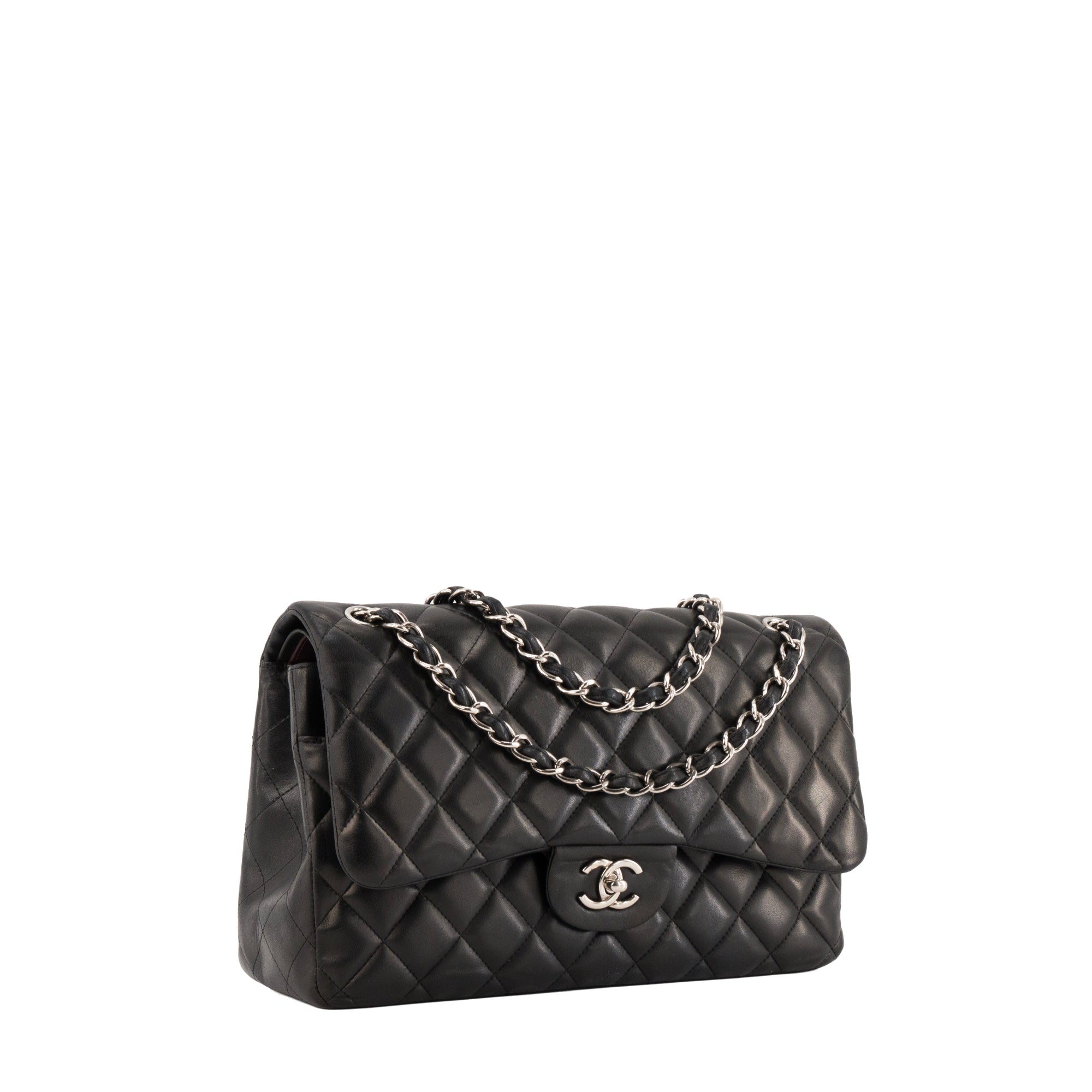 CHANEL - Sac à bandoulière Classique/Timeless Jumbo Chanel en cuir lisse noir