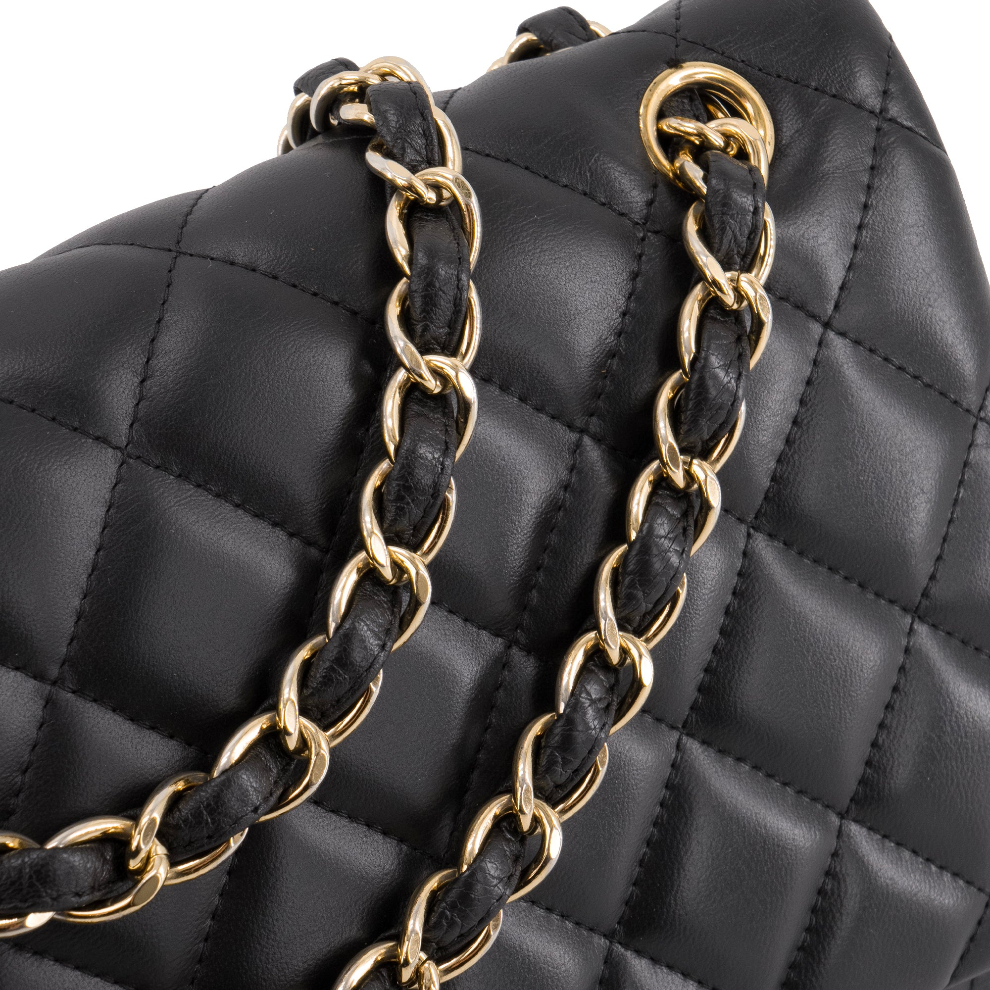 CHANEL - Sac à bandoulière Classique/Timeless Jumbo Chanel en cuir lisse noir