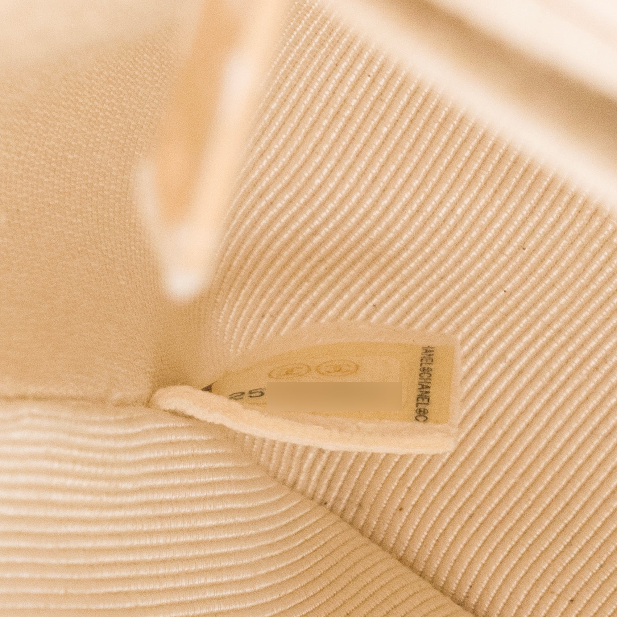 CHANEL - Sac à bandoulière Classique/Timeless Jumbo Chanel en patchwork beige édition limitée