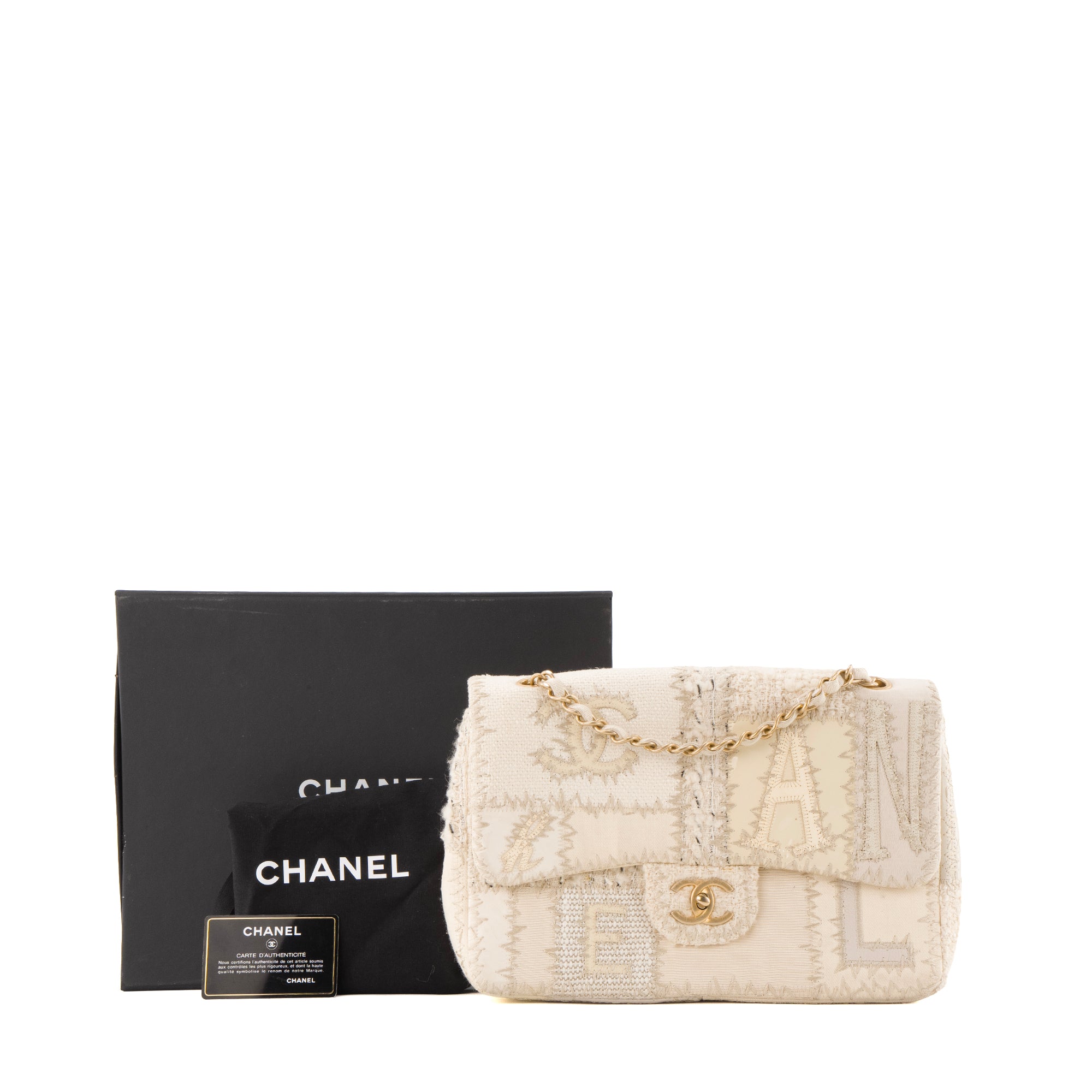 CHANEL - Sac à bandoulière Classique/Timeless Jumbo Chanel en patchwork beige édition limitée