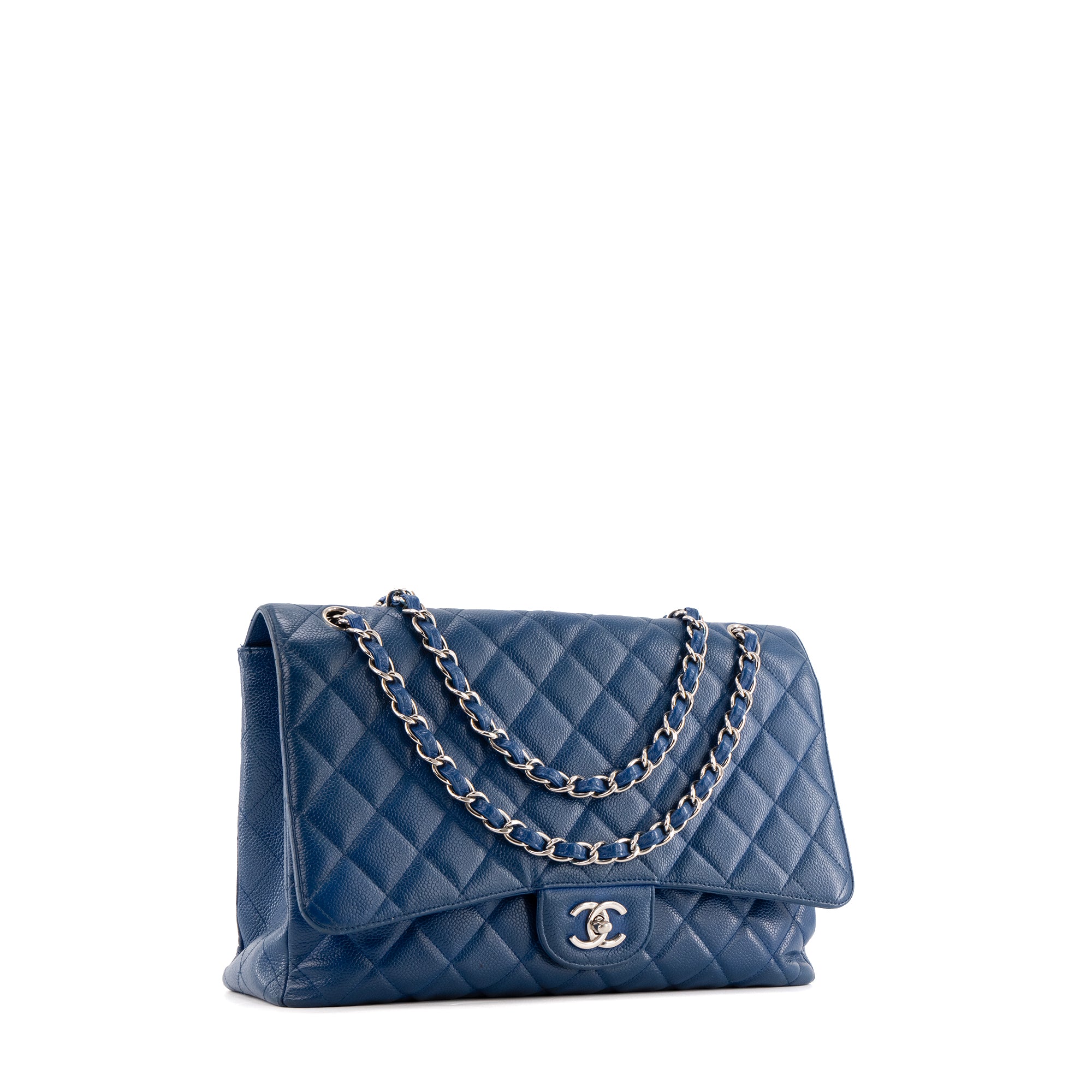CHANEL - Sac à bandoulière Classique/Timeless Maxi Jumbo Chanel en cuir caviar bleu électrique