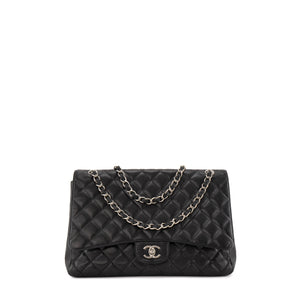 CHANEL - Sac à bandoulière Classique/Timeless Maxi Jumbo Chanel en cuir caviar noir