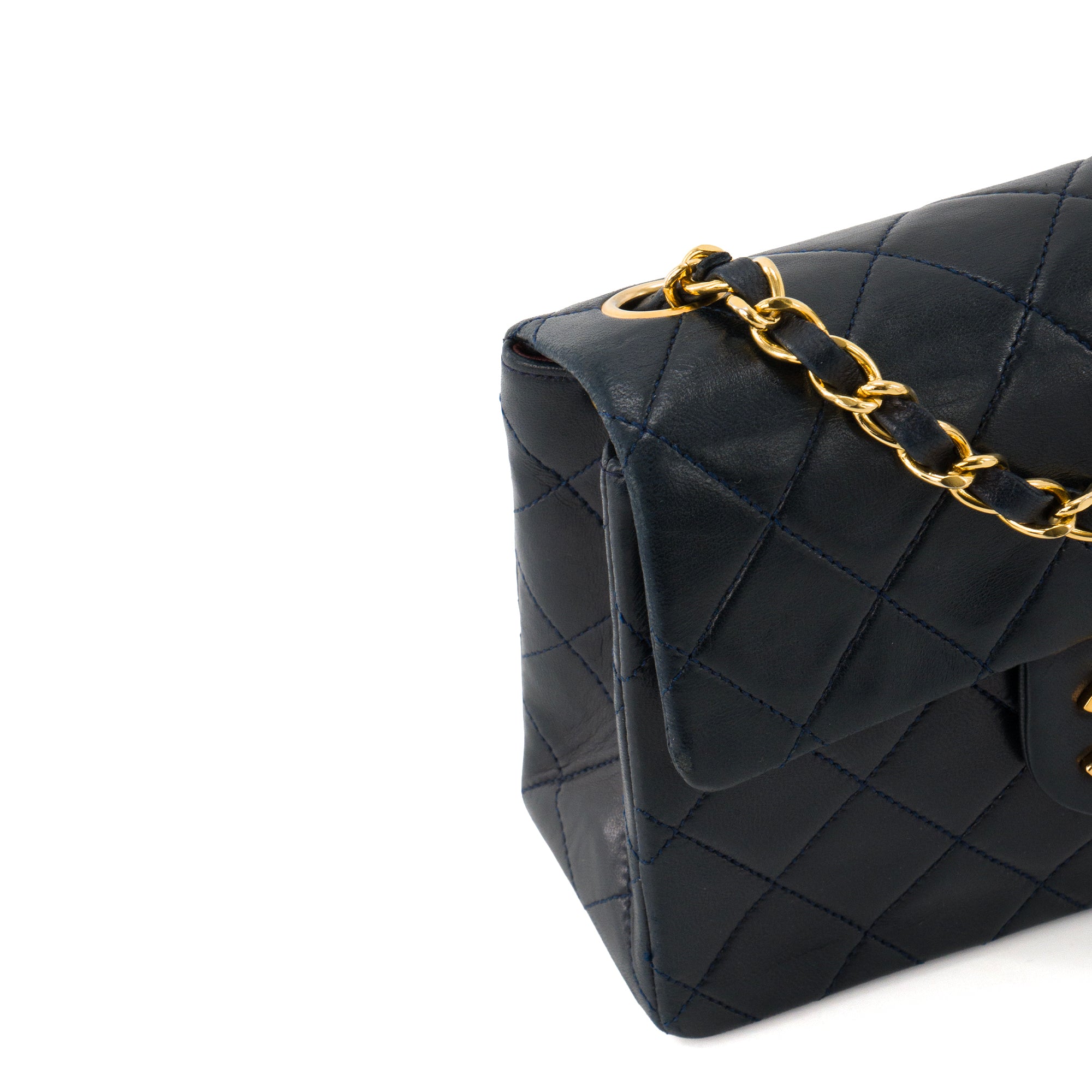 CHANEL - Sac à bandoulière Classique/Timeless Mini Rectangle Chanel en cuir lisse bleu marine vintage