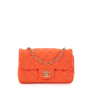 CHANEL - Sac à bandoulière Classique/Timeless Mini Rectangle Chanel en cuir lisse orange