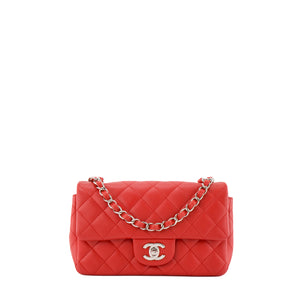 CHANEL - Sac à bandoulière Classique/Timeless Mini Rectangle Chanel en cuir lisse rouge