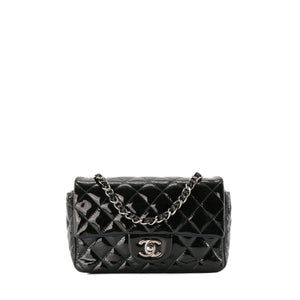 CHANEL - Sac à bandoulière Classique/Timeless Mini Rectangle Chanel en cuir verni kaki