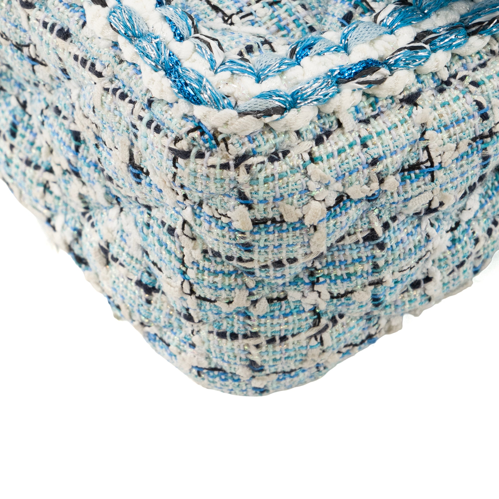 CHANEL - Sac à bandoulière Classique/Timeless Mini Rectangle Chanel en tweed bleu et blanc