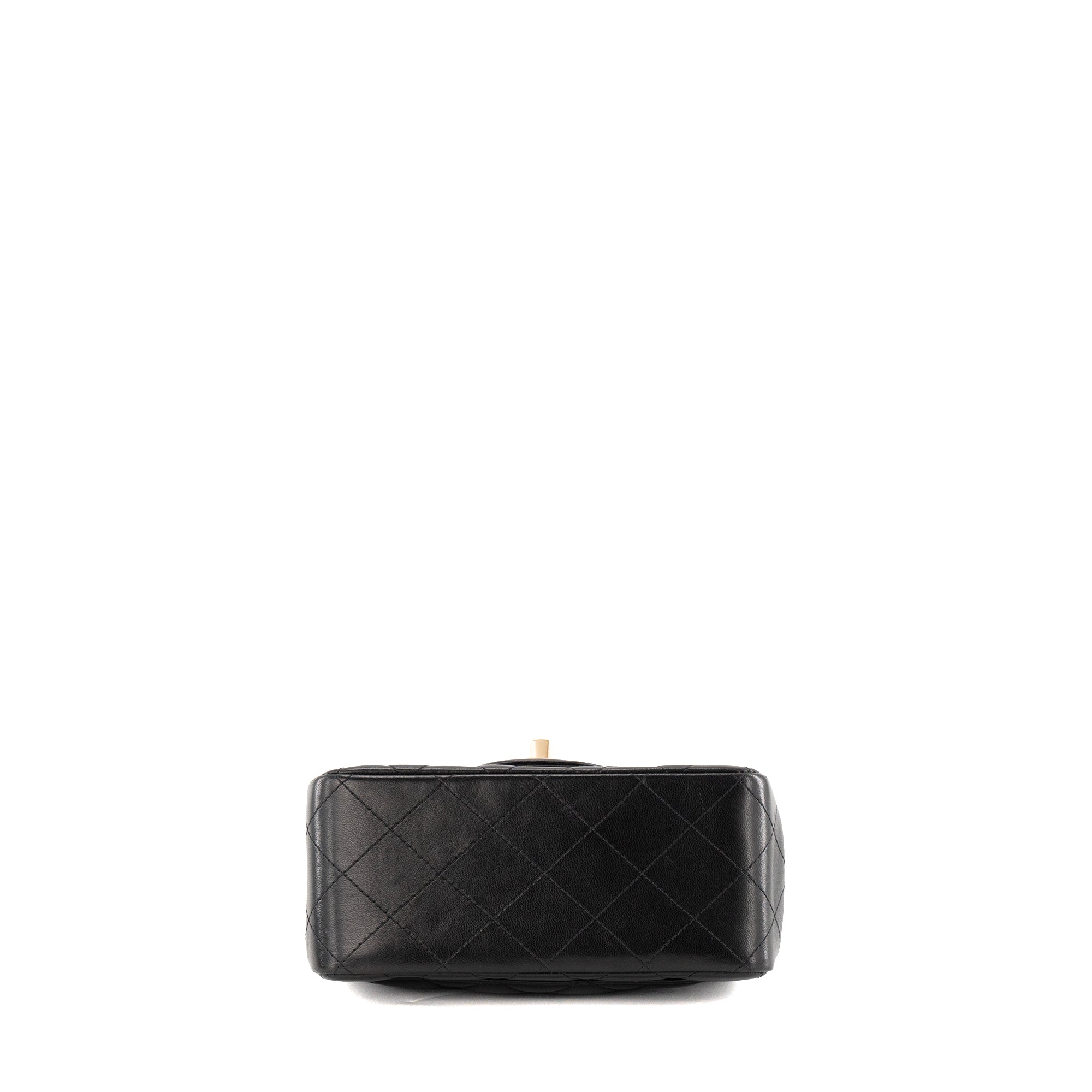 CHANEL - Sac à bandoulière Classique/Timeless Mini Square Chanel en cuir lisse noir