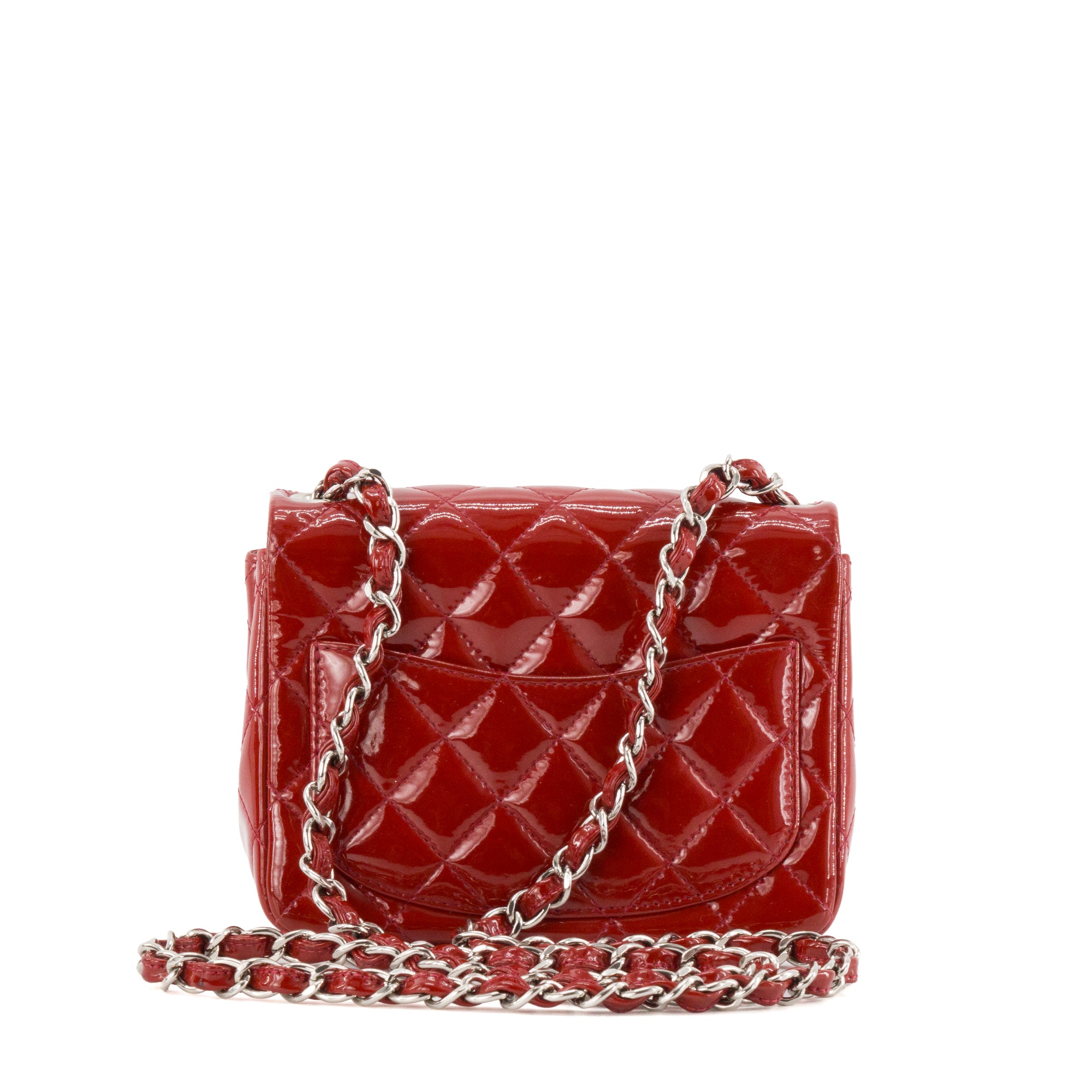 CHANEL - Sac à bandoulière Classique/Timeless Mini Square Chanel en cuir verni rouge