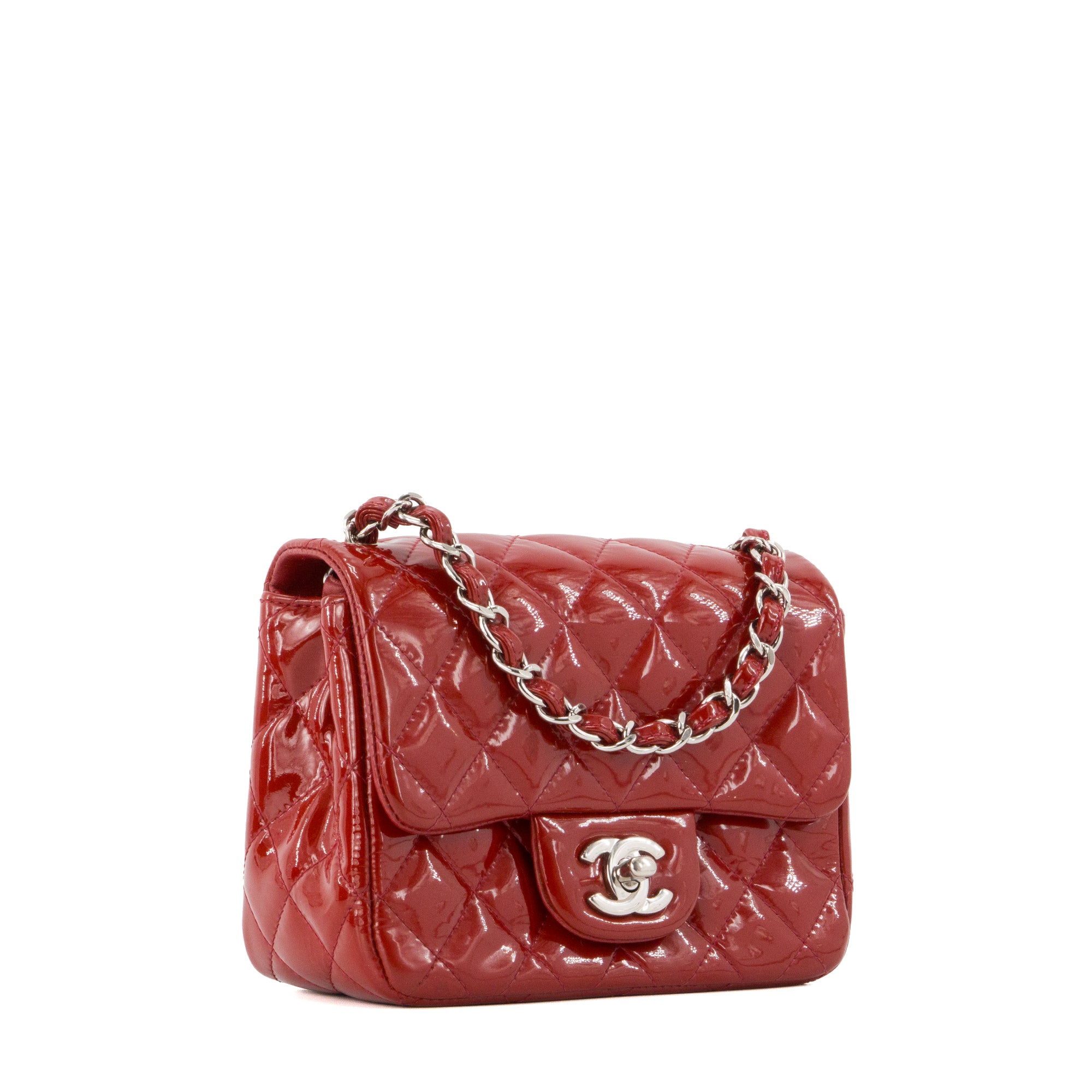 CHANEL - Sac à bandoulière Classique/Timeless Mini Square Chanel en cuir verni rouge