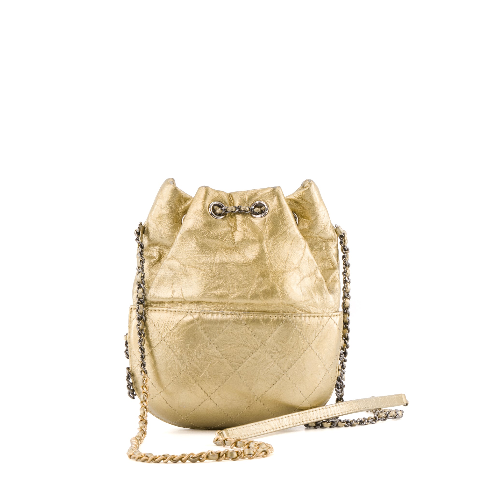 CHANEL - Sac à bandoulière Gabrielle Bucket Chanel en cuir doré
