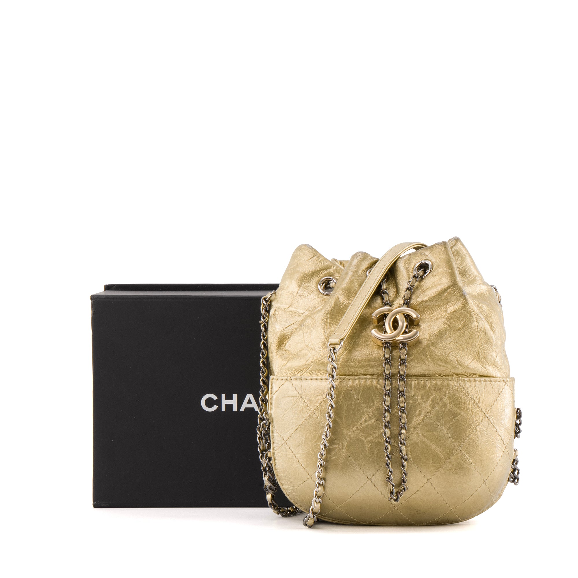 CHANEL - Sac à bandoulière Gabrielle Bucket Chanel en cuir doré