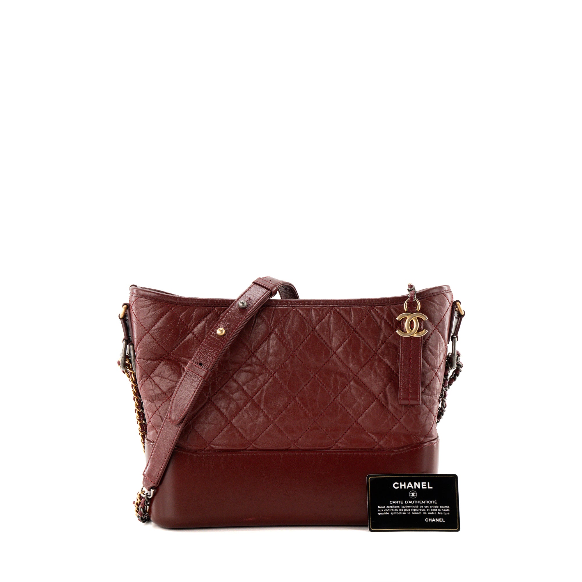 CHANEL - Sac à bandoulière Gabrielle Chanel en cuir froissé bordeaux