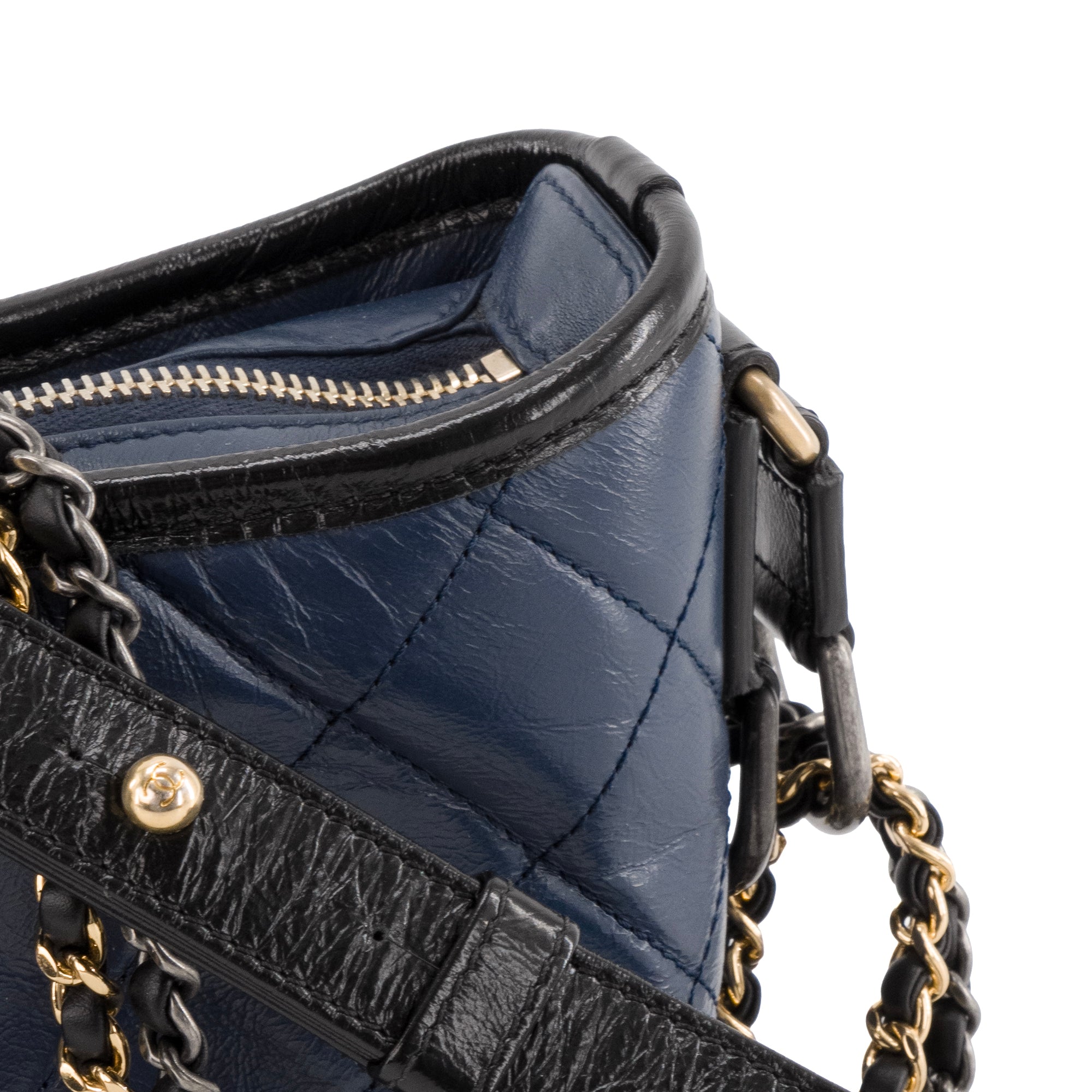 CHANEL - Sac à bandoulière Gabrielle mini Chanel en cuir bleu marine