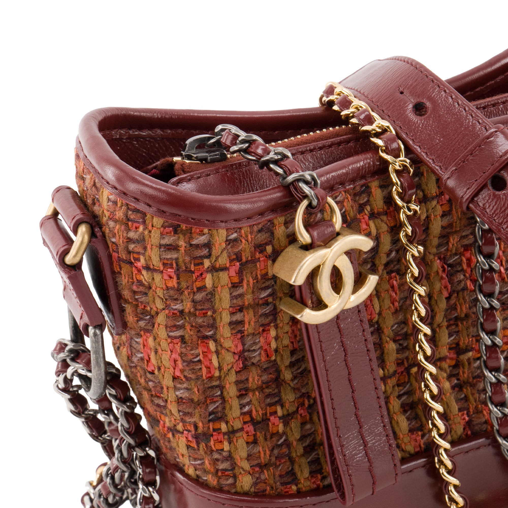 CHANEL - Sac à bandoulière Gabrielle mini Chanel en cuir et tweed bordeaux