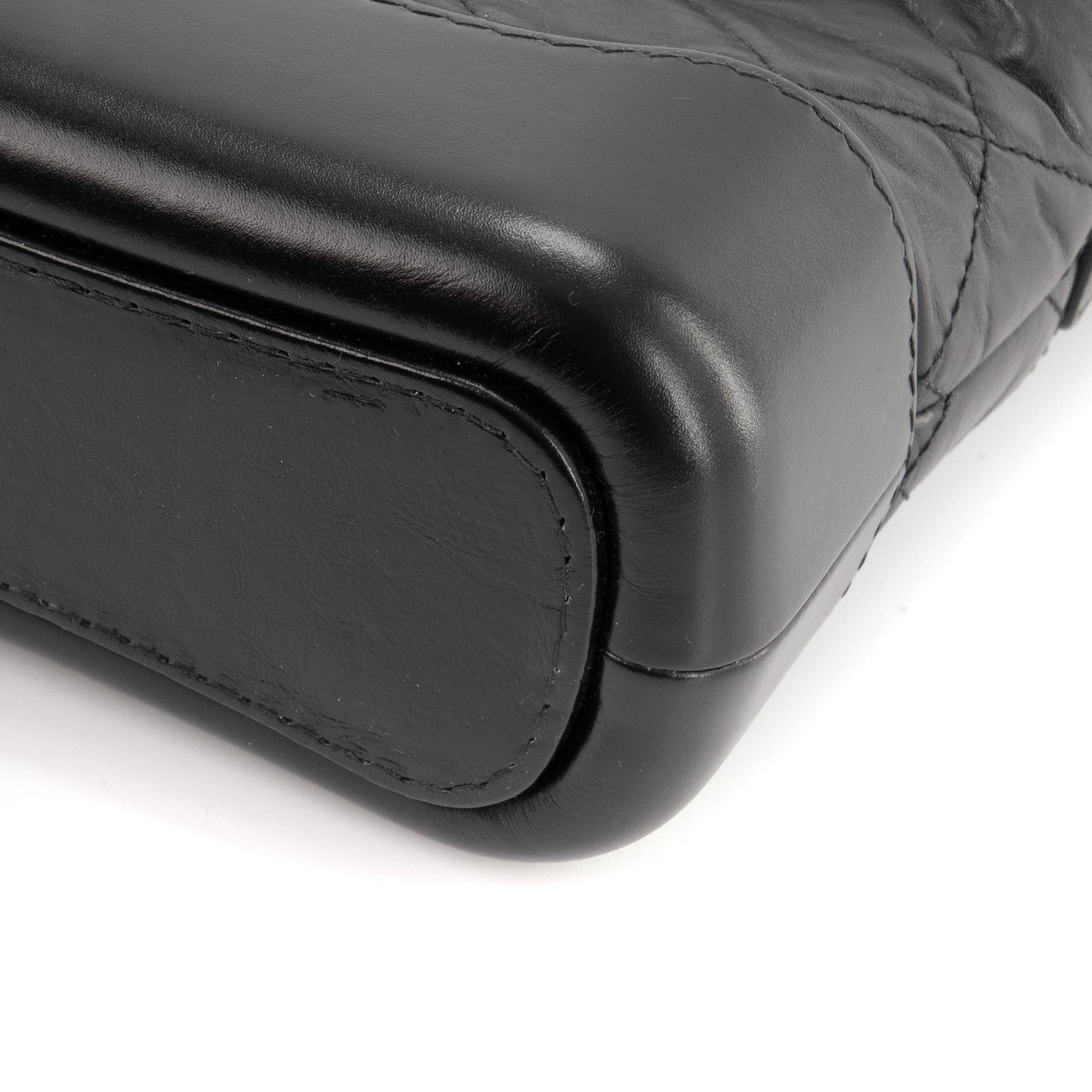 CHANEL - Sac à bandoulière Gabrielle mini Chanel en cuir noir