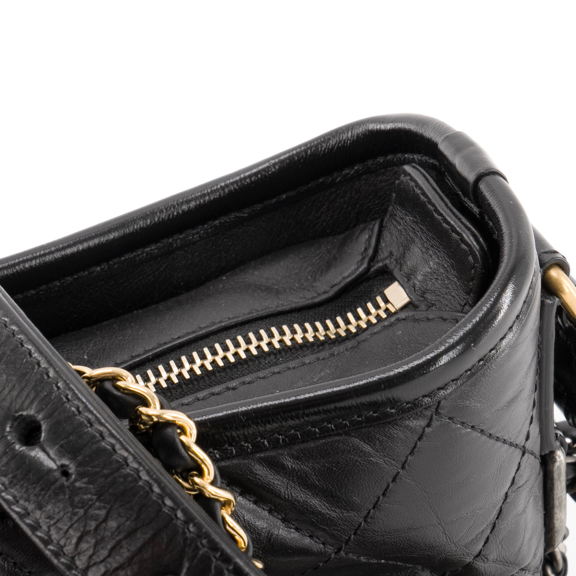 CHANEL - Sac à bandoulière Gabrielle mini Chanel en cuir noir