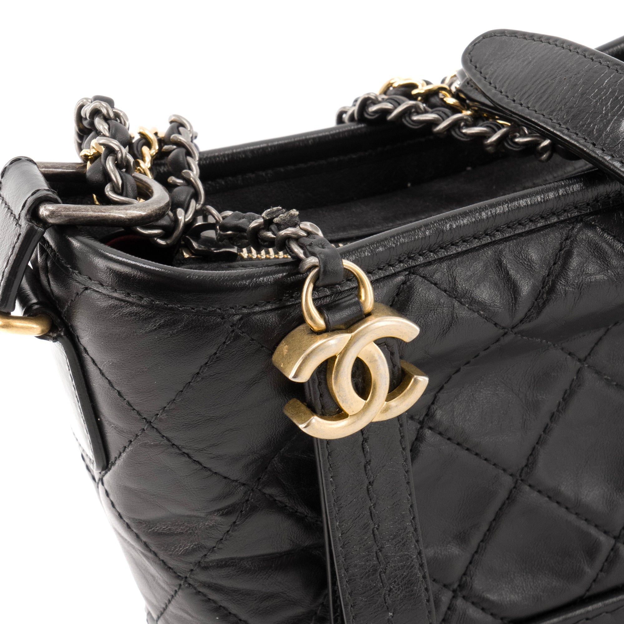 CHANEL - Sac à bandoulière Gabrielle mini Chanel en cuir noir