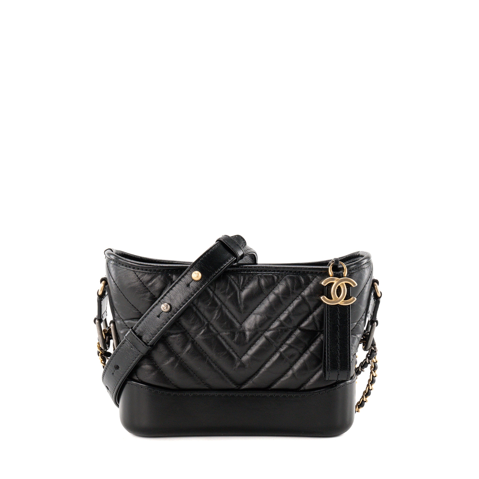 CHANEL - Sac à bandoulière Gabrielle mini chevron Chanel en cuir froissé noir