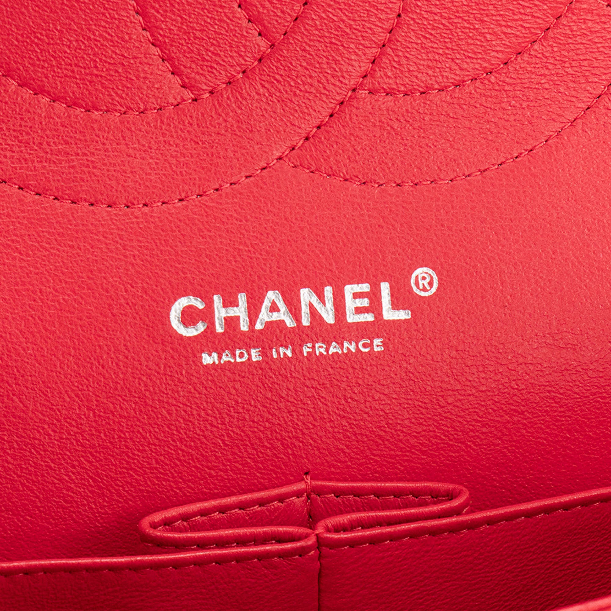 CHANEL - Sac à bandoulière Jumbo Classique/Timeless Chanel en cuir verni orange