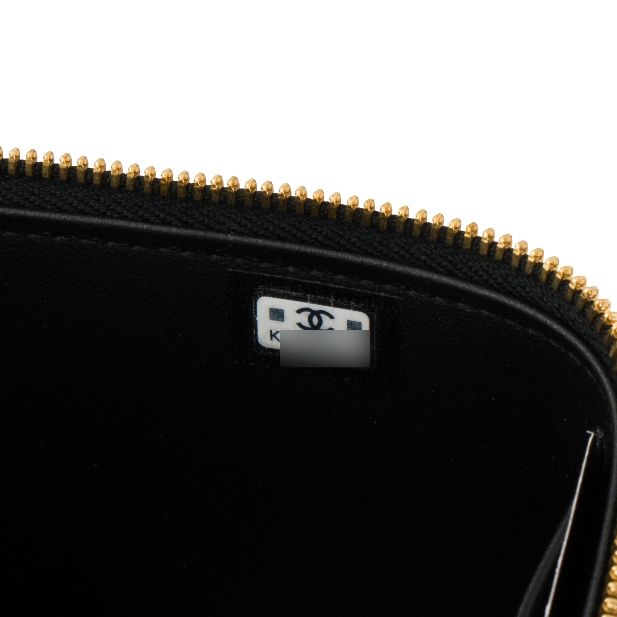 CHANEL - Sac à bandoulière Micro Vanity Cargo Chanel en cuir grainé noir