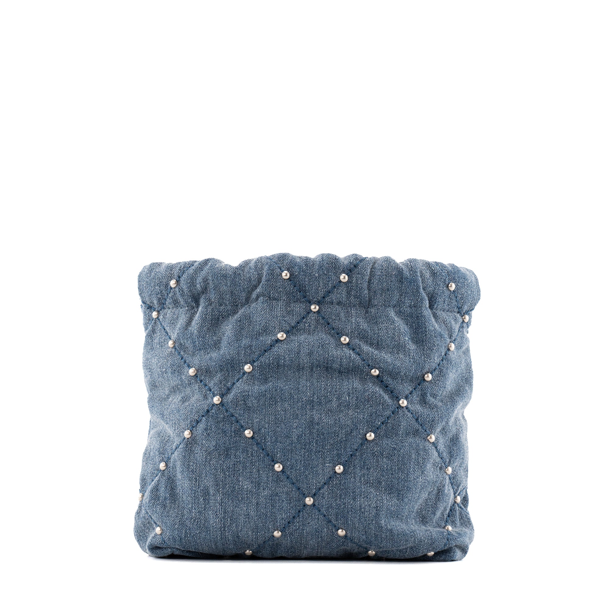 CHANEL - Sac à bandoulière Mini 22 Chanel en denim bleu et studs