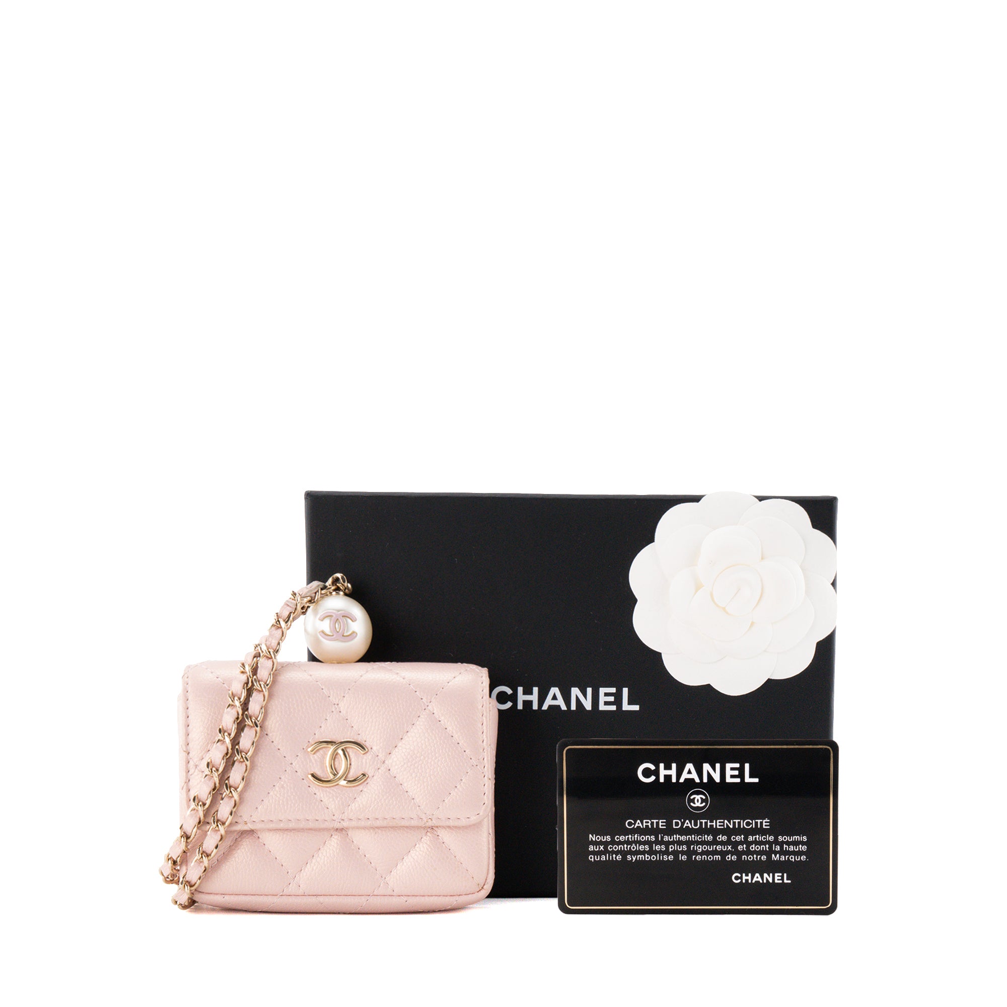 CHANEL - Sac à bandoulière Mini porte-monnaie Pearl on Top Chanel en cuir caviar rose irisé