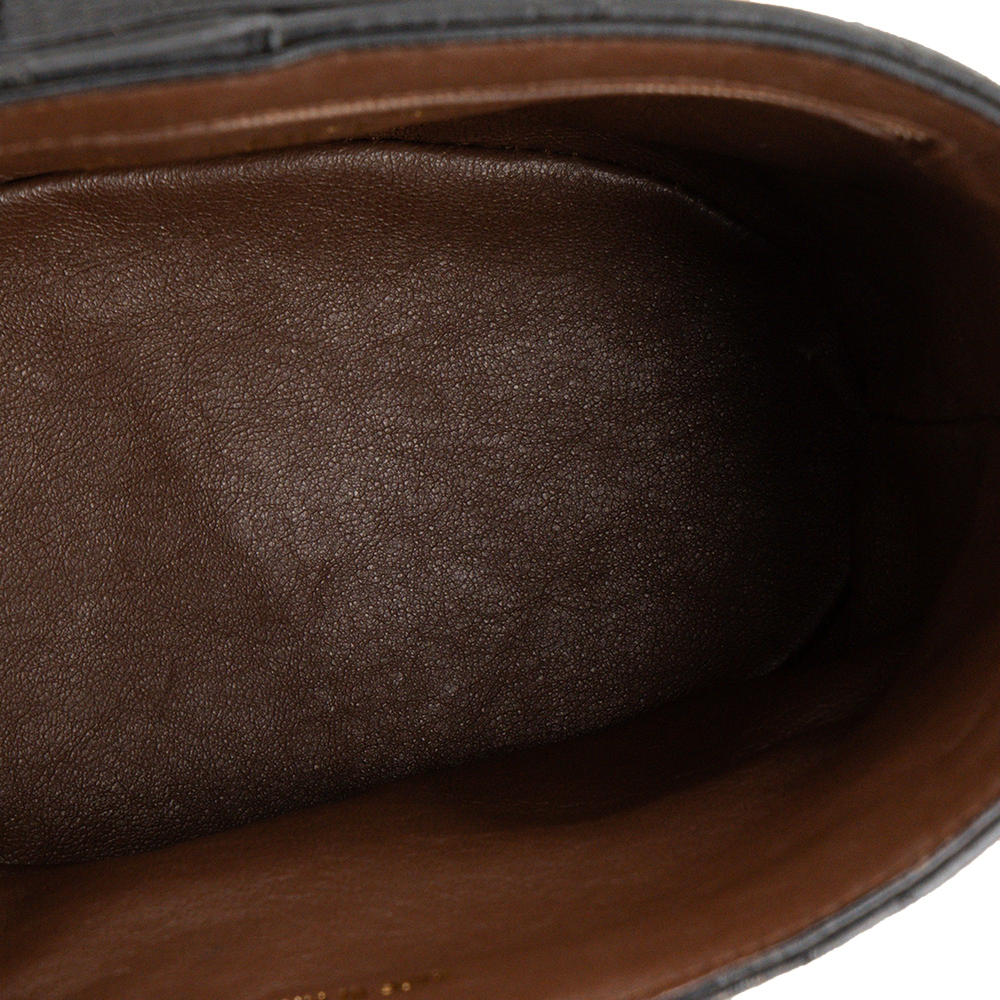 CHANEL - Sac à bandoulière Vanity Chanel en cuir lisse noir vintage