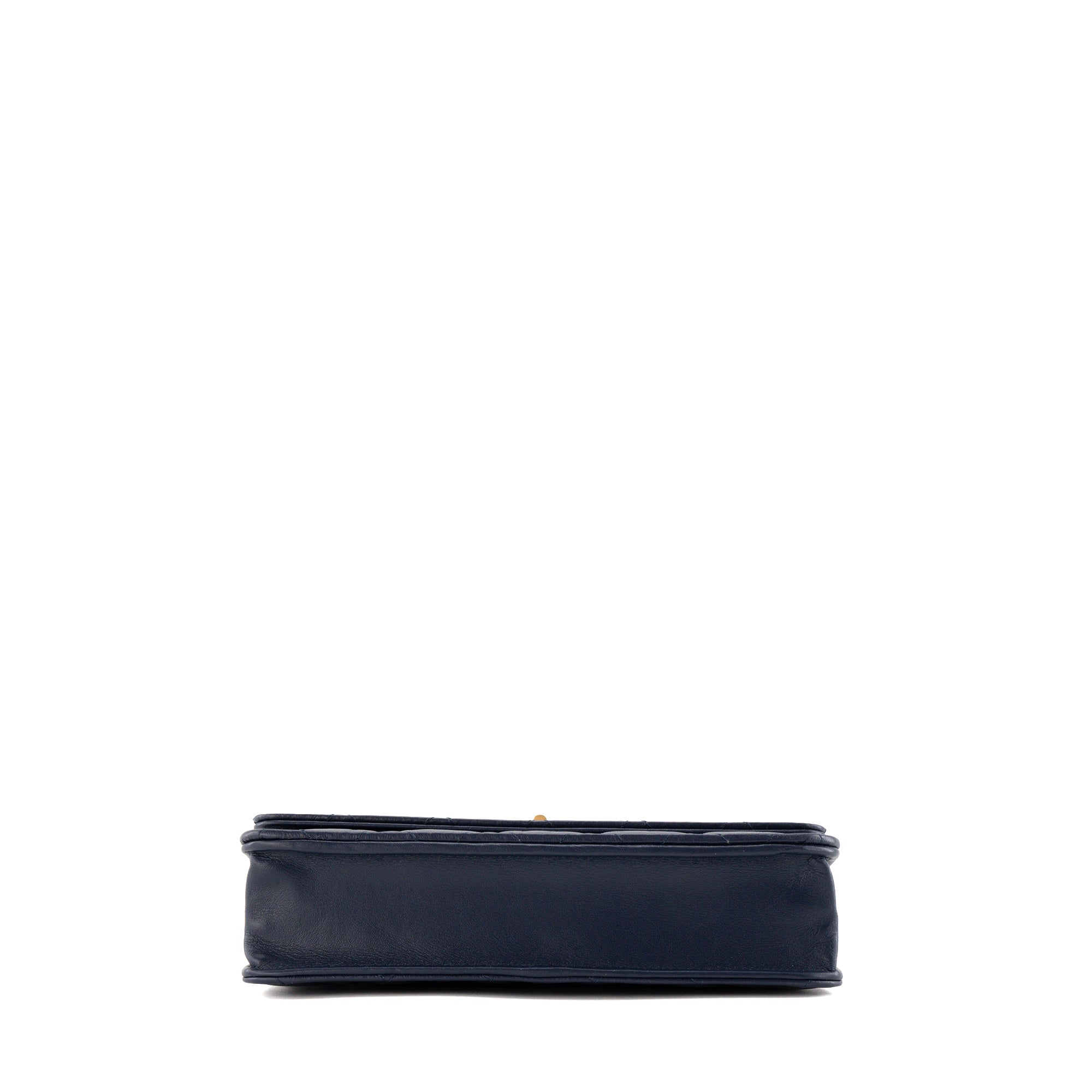 CHANEL - Sac à bandoulière Wallet On Chain 2.55 Chanel en cuir froissé bleu marine