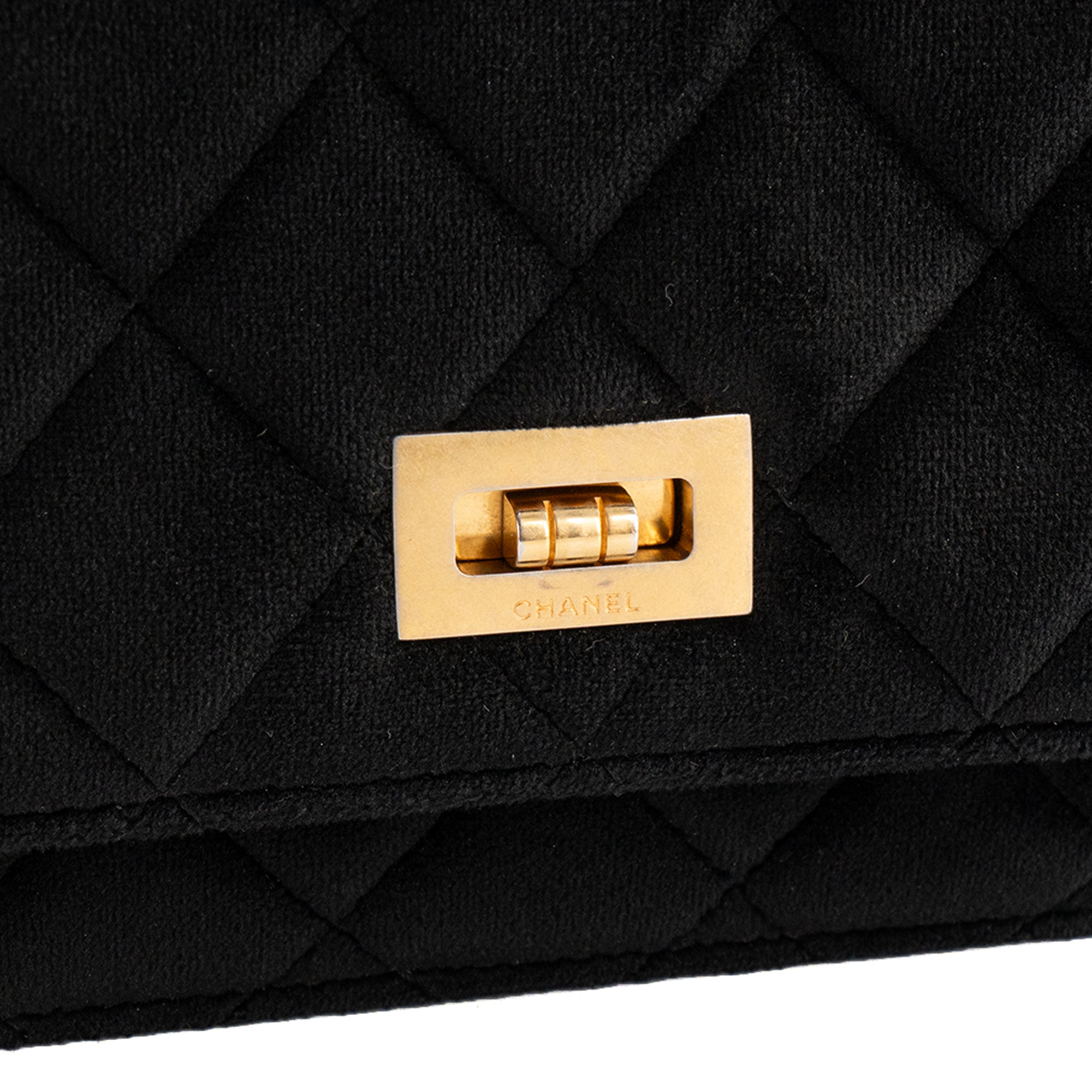CHANEL - Sac à bandoulière Wallet On Chain 2.55 Chanel en velours noir