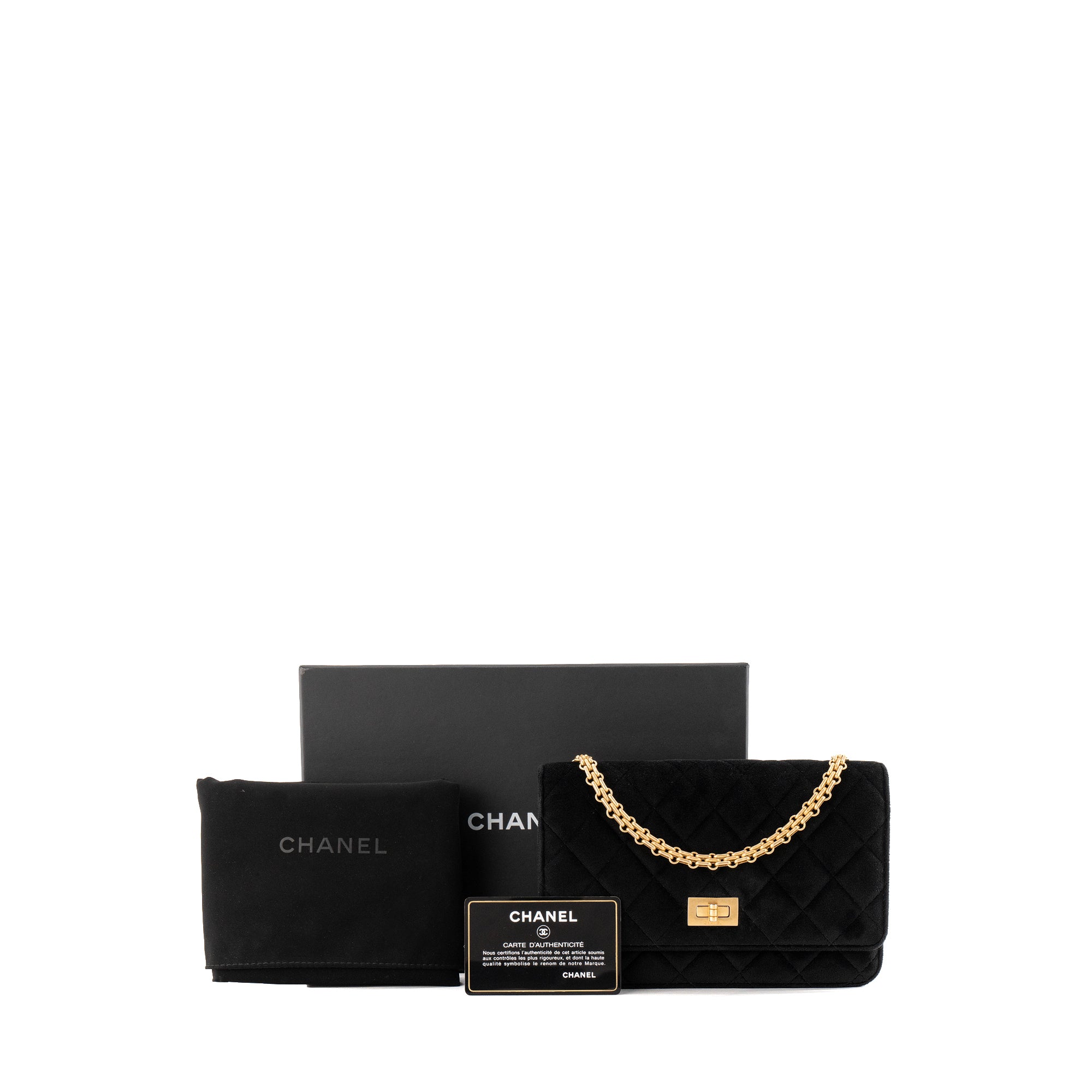 CHANEL - Sac à bandoulière Wallet On Chain 2.55 Chanel en velours noir