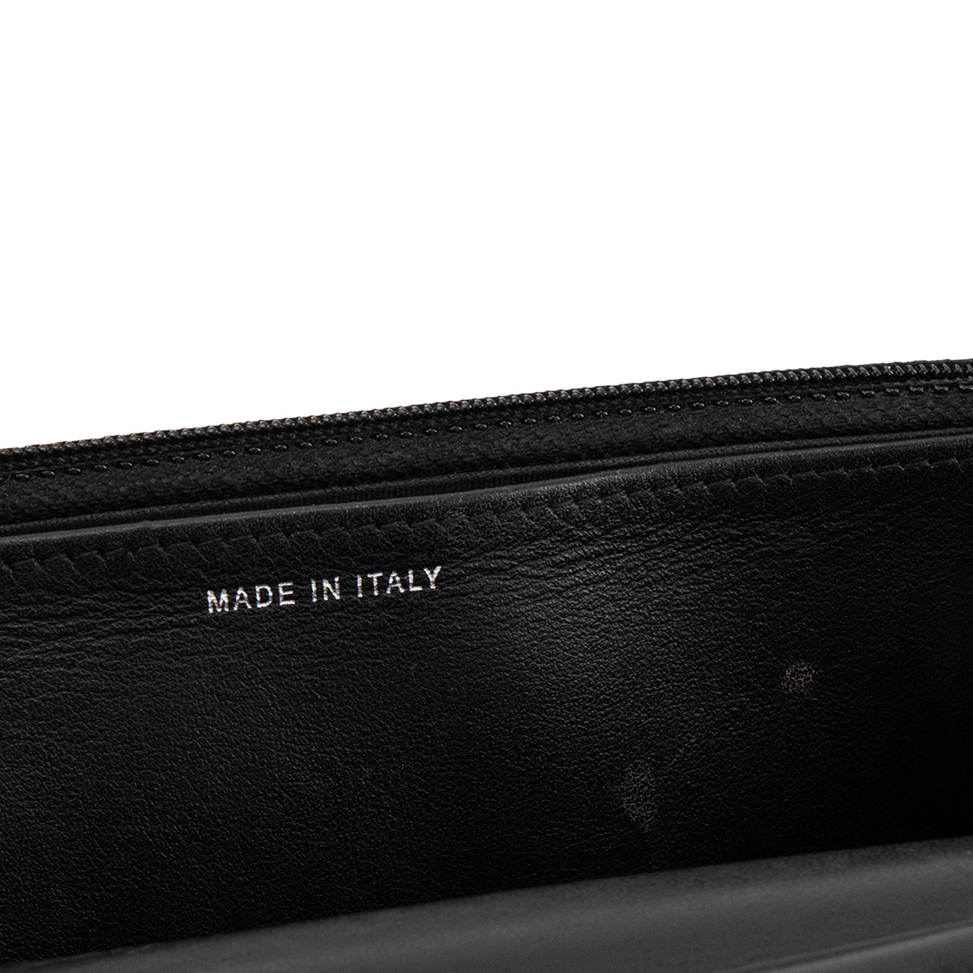 CHANEL - Sac à bandoulière Wallet on Chain Boy Chanel en cuir caviar noir