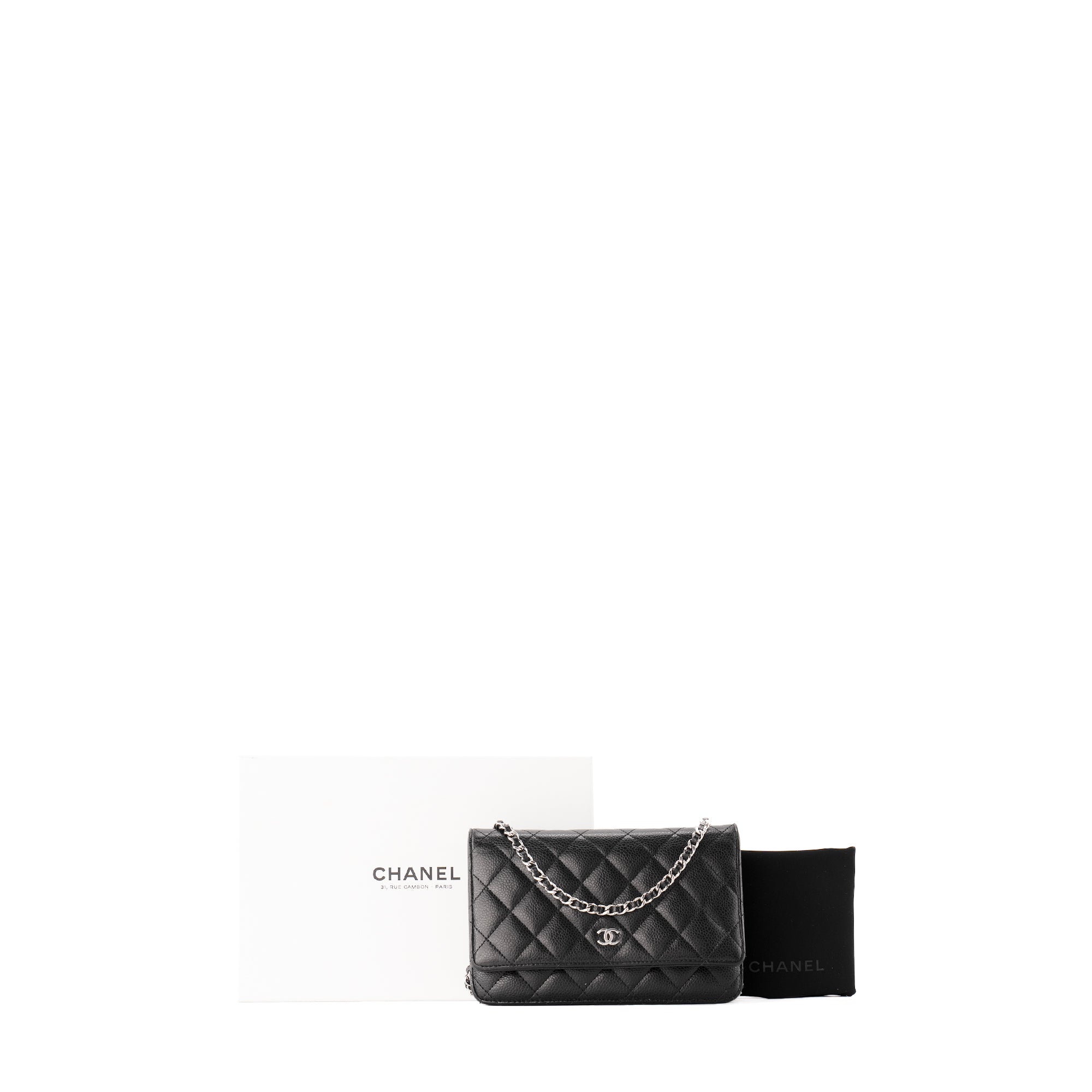 CHANEL - Sac à bandoulière Wallet On Chain Chanel en cuir caviar noir