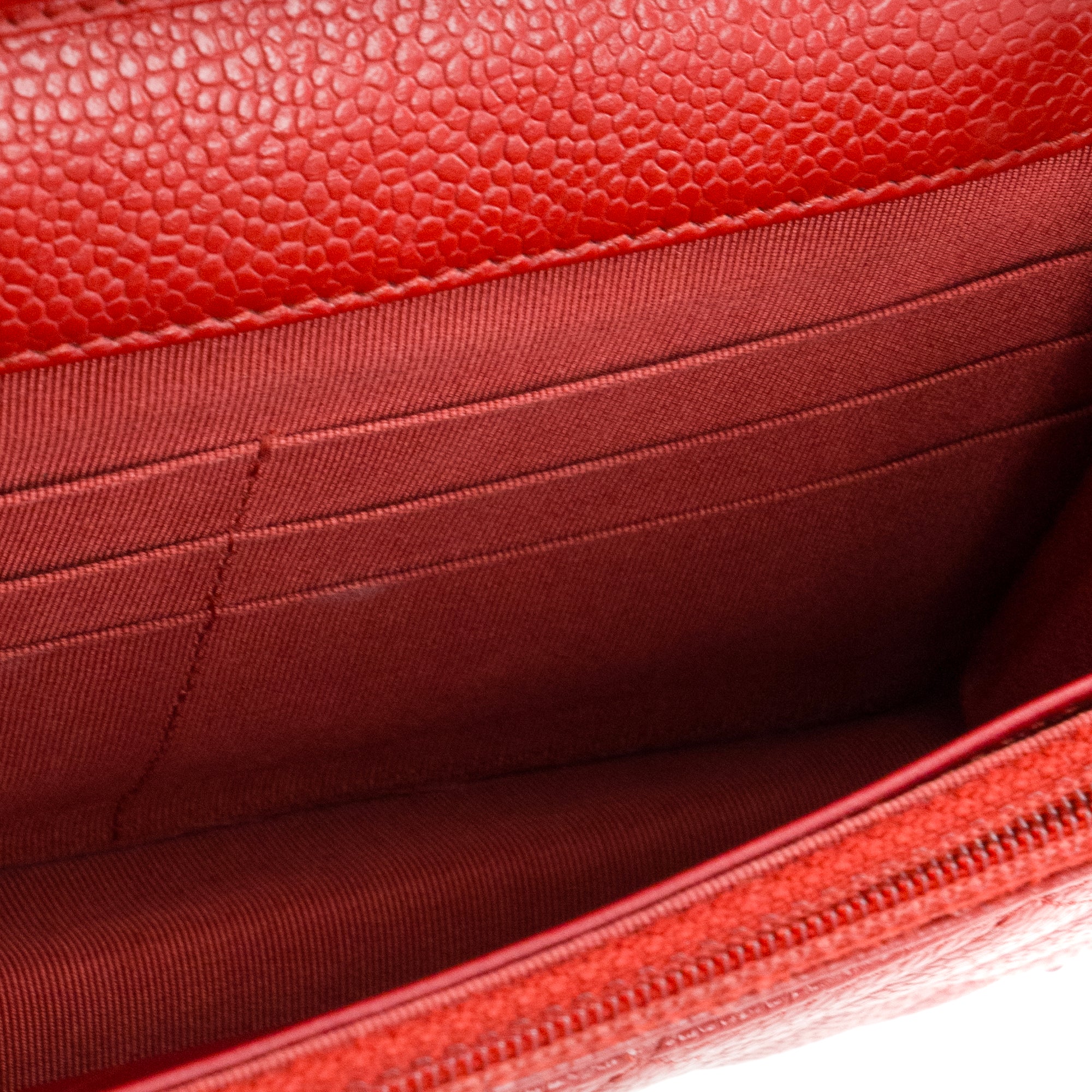 CHANEL - Sac à bandoulière Wallet on Chain Chanel en cuir caviar rouge