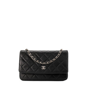 CHANEL - Sac à bandoulière Wallet on Chain Chanel en cuir lisse noir