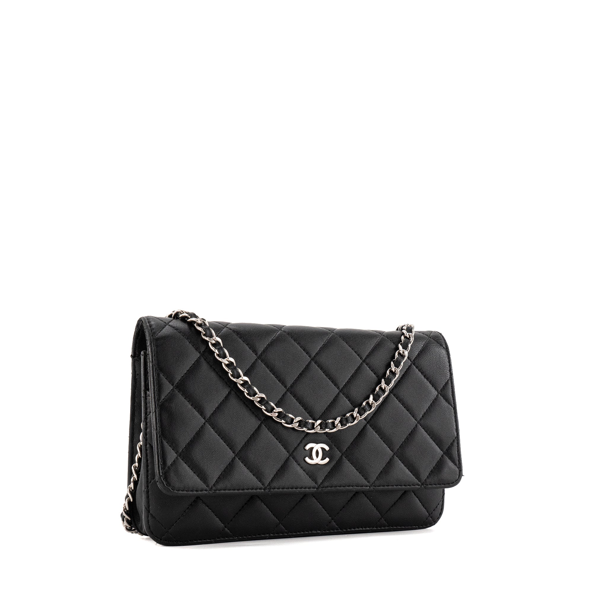 CHANEL - Sac à bandoulière Wallet on Chain Chanel en cuir lisse noir