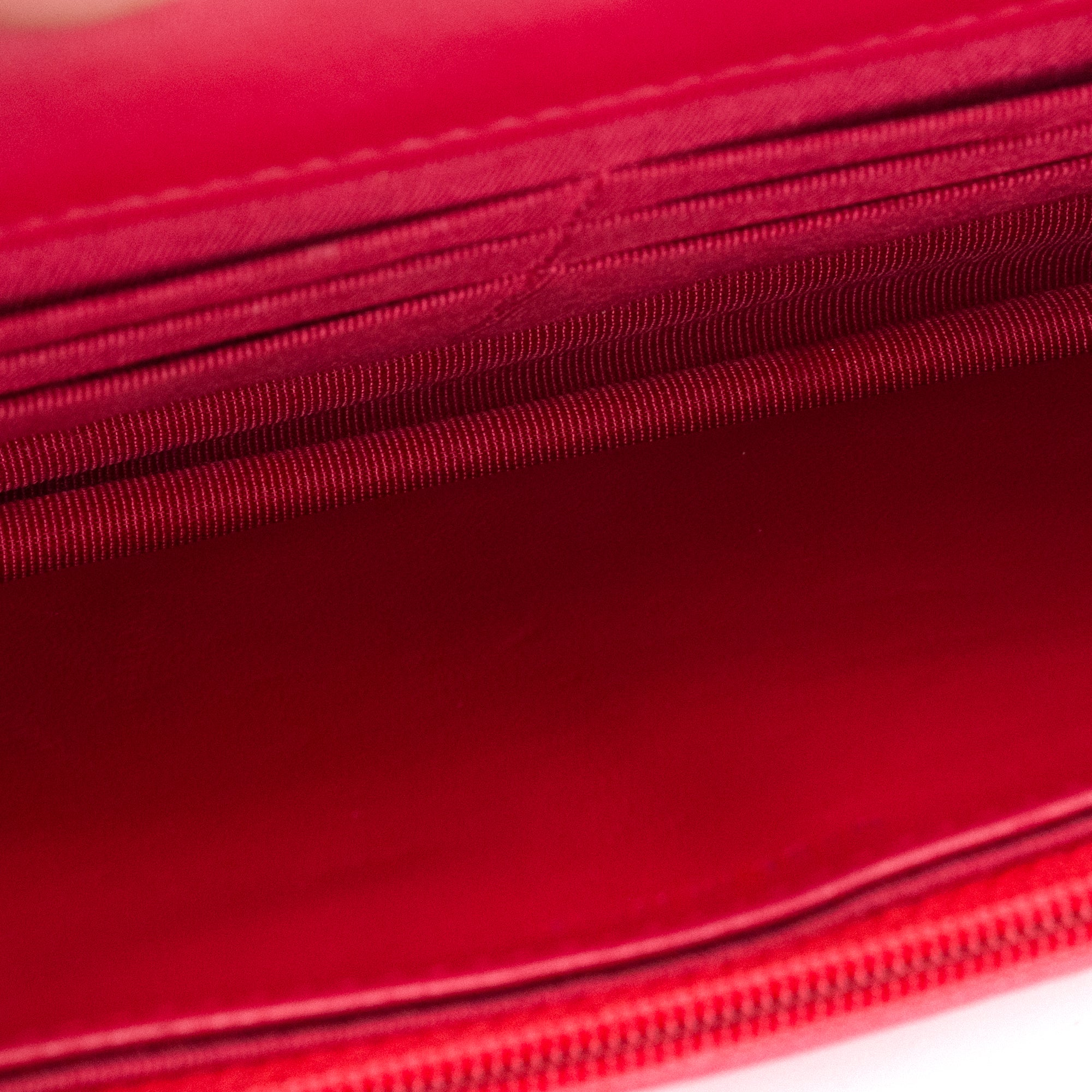 CHANEL - Sac à bandoulière Wallet on Chain Chanel en cuir rose édition limitée