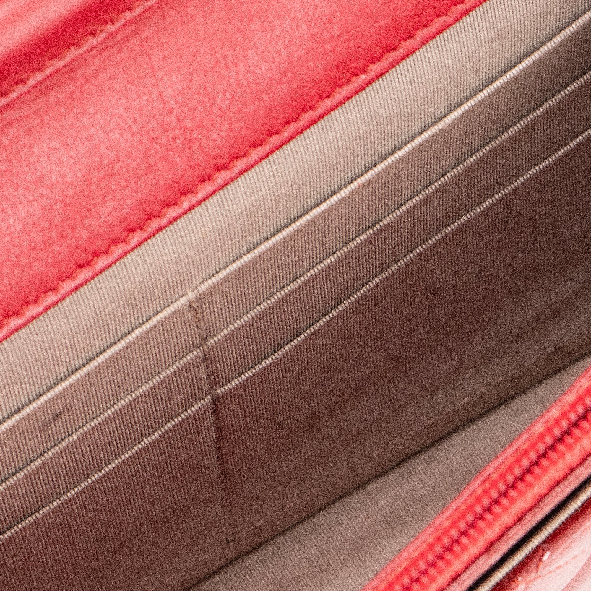 CHANEL - Chanel Classique/Timeless Wallet On Chain shoulder bag in burgundy patent leather