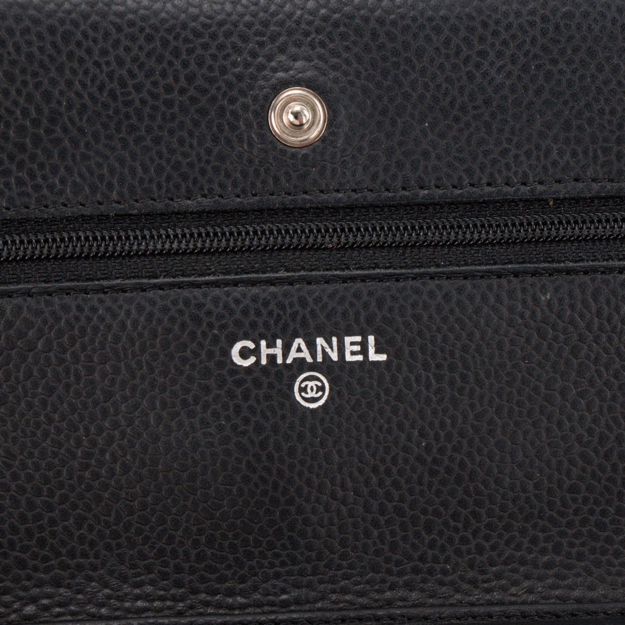CHANEL - Sac à bandoulière Wallet on chain Classique/Timeless Chanel en cuir caviar noir